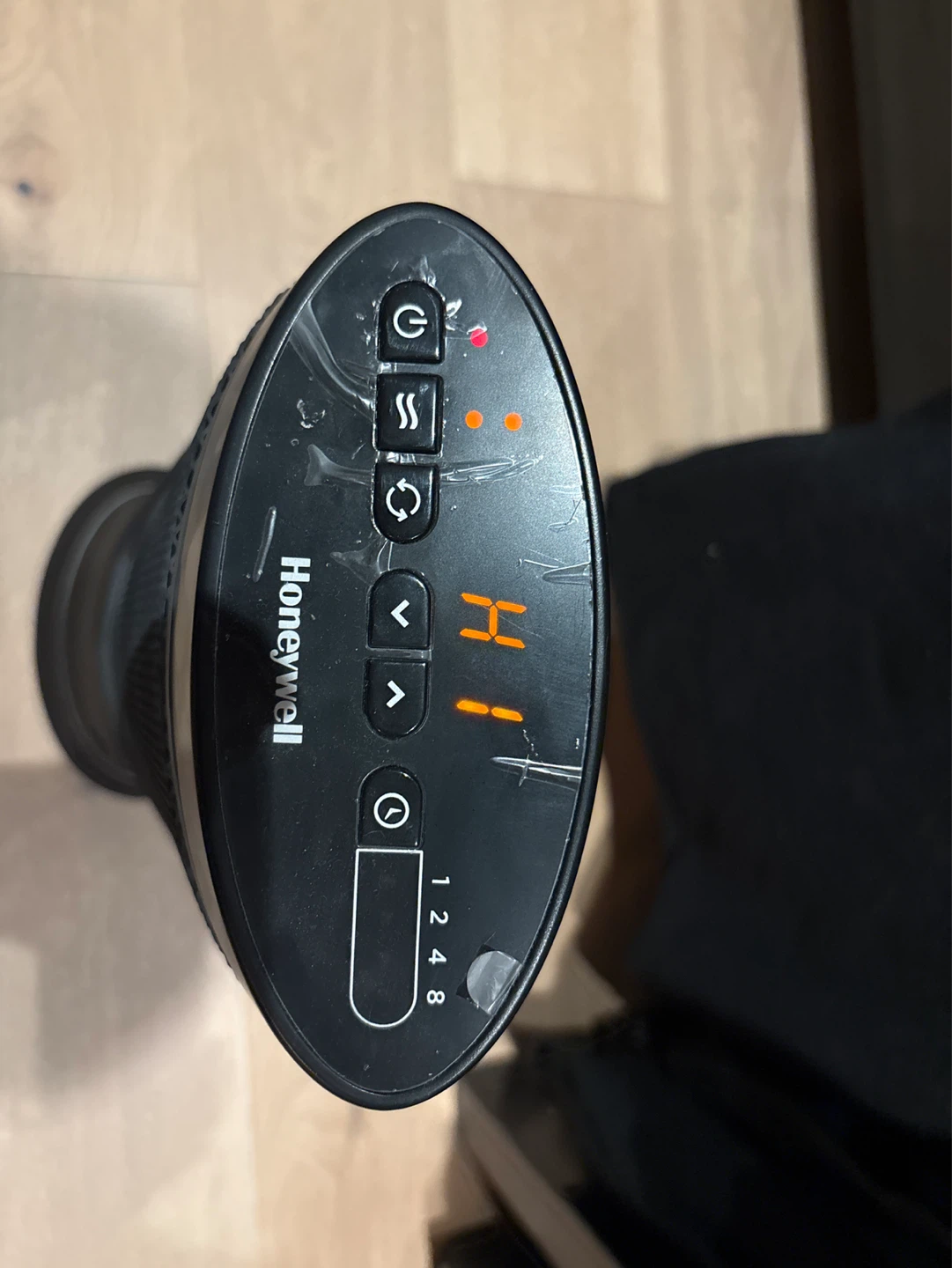 Honeywell Slim Oscillating Electric Heater - photo 3