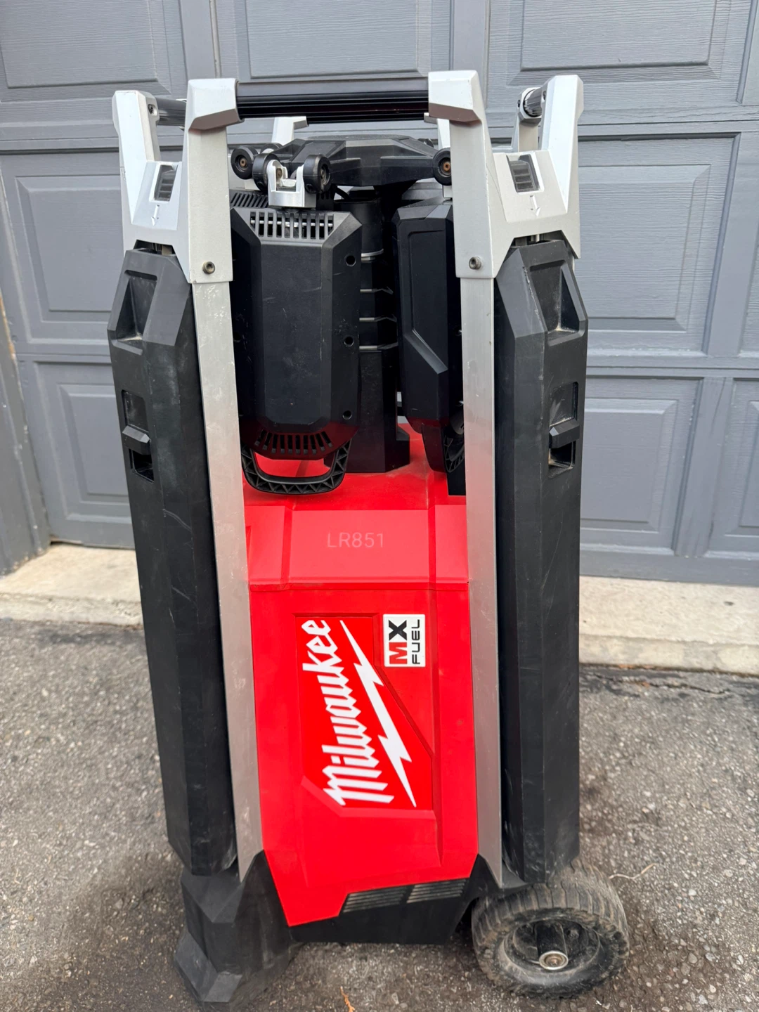 Milwaukee MX FUEL Tower Light - photo 5