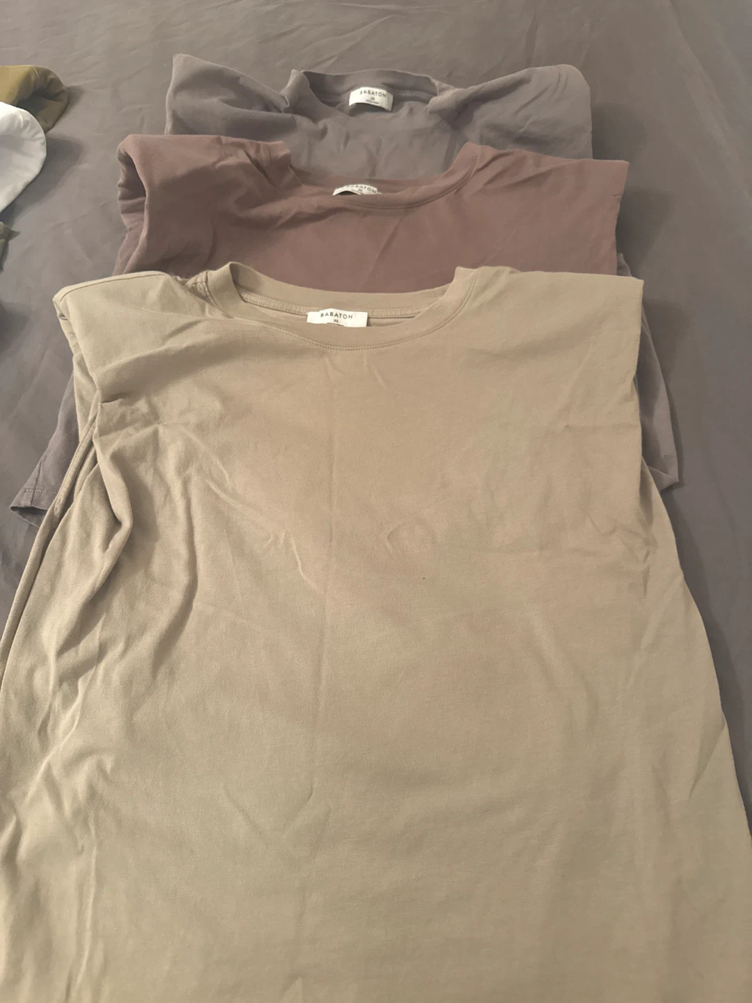 Babaton T-Shirts - XS (3 Pack)