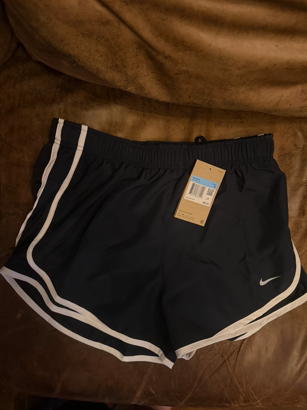 NEW - Med - Nike Women's Running Shorts