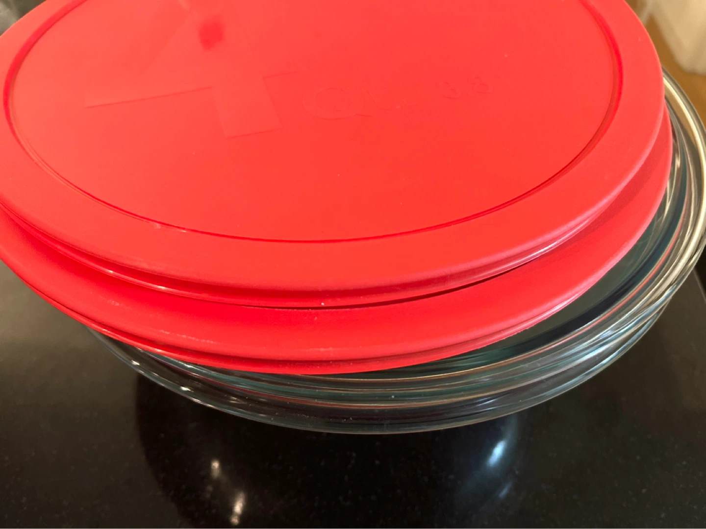 Two Pyrex 4qt Glass Mixing Bowl with Red Lid - photo 3