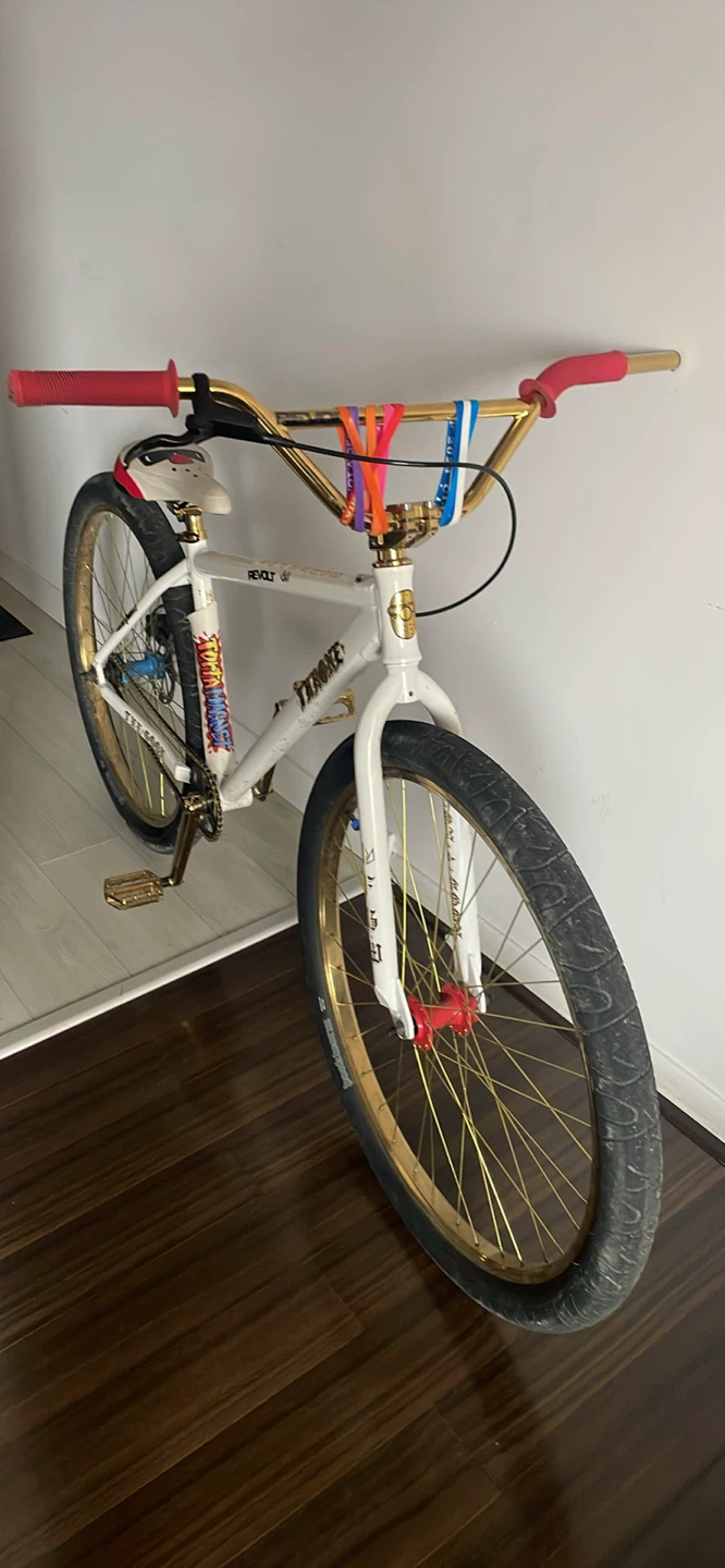 THRONE torta magent BMX cruiser