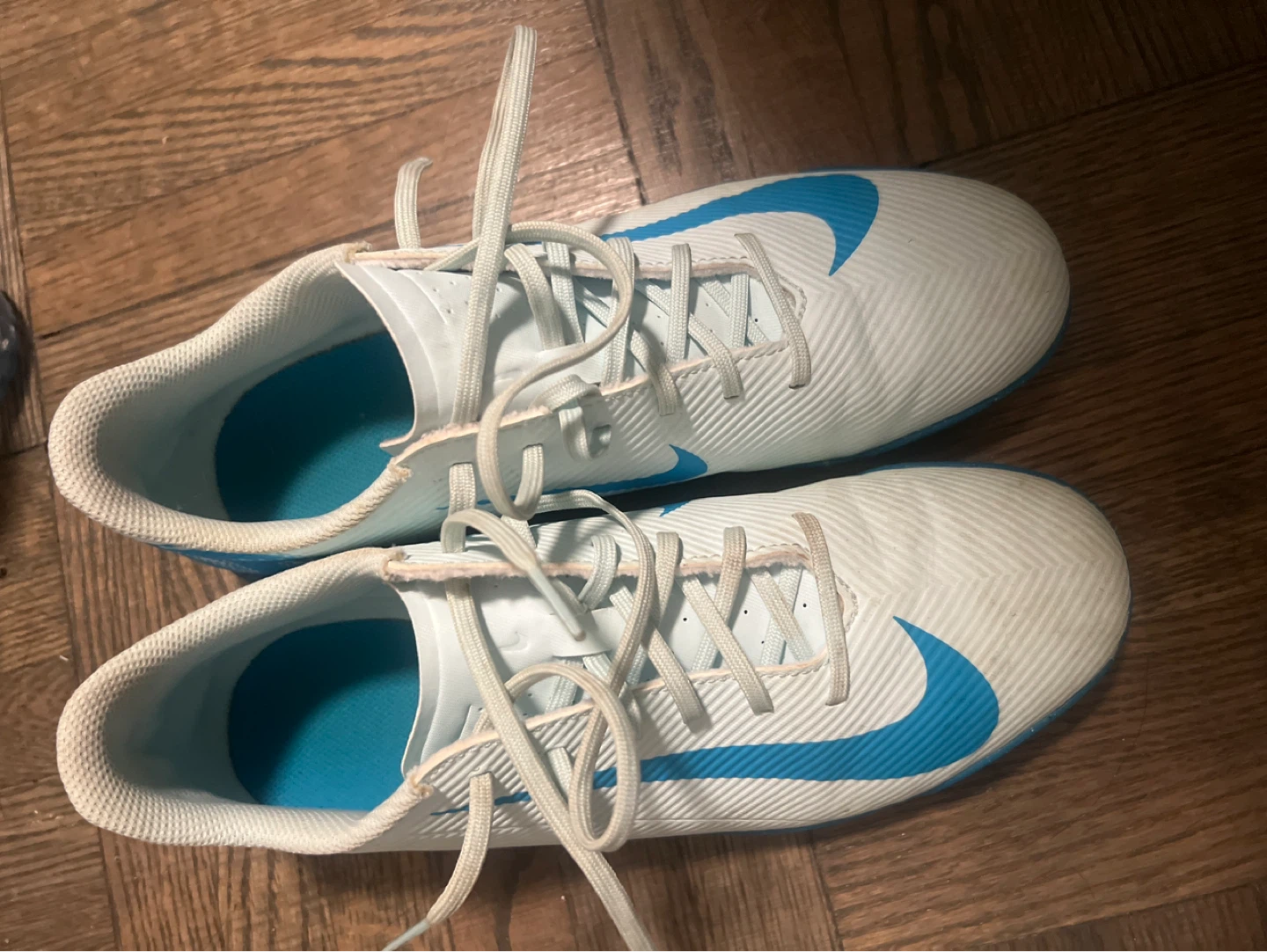 Nike Mercurial Vapor 15 Academy Indoor Soccer Shoes