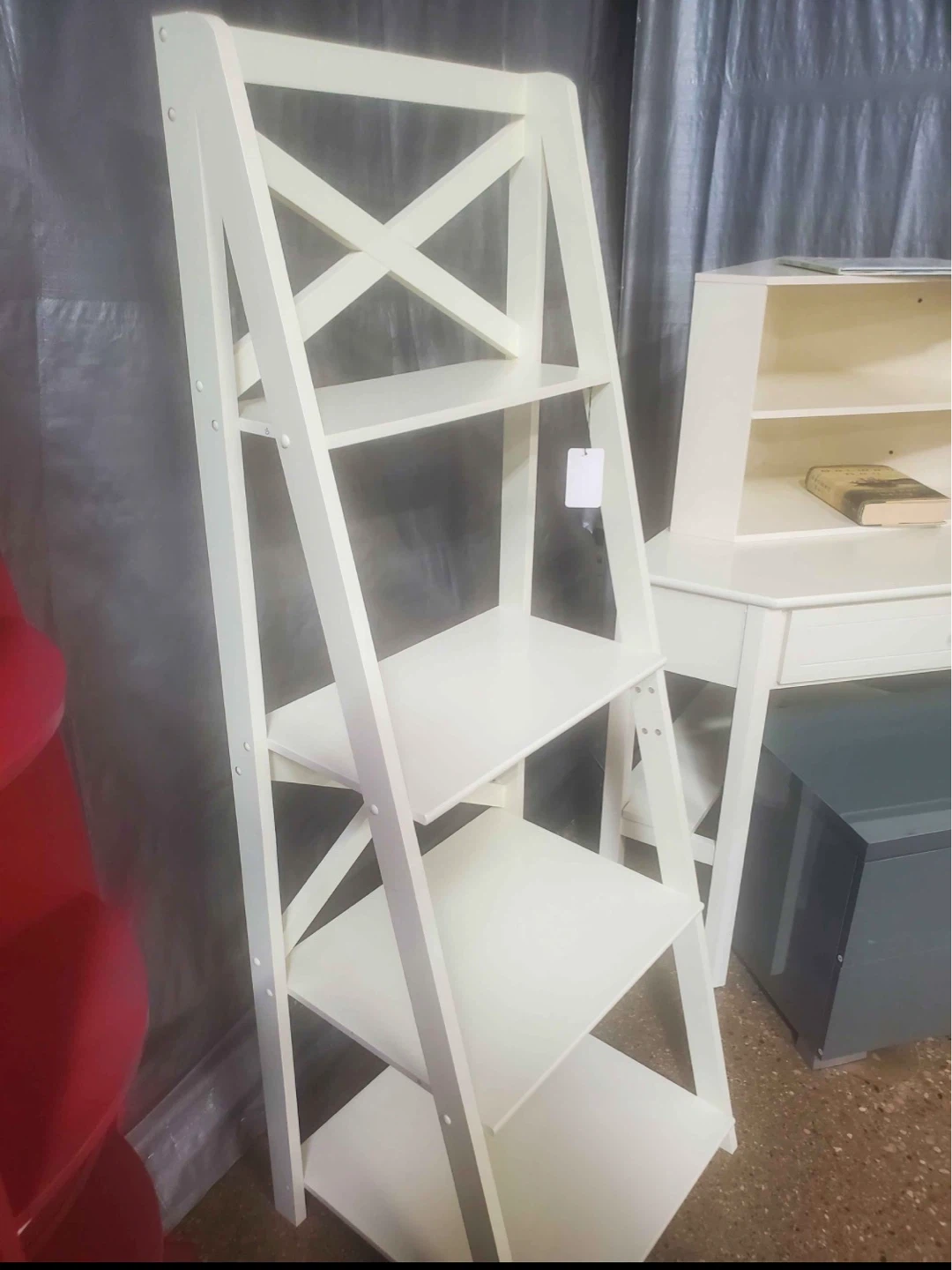 New Antique White 4 Tier Ladder Display Bookshelf - photo 2