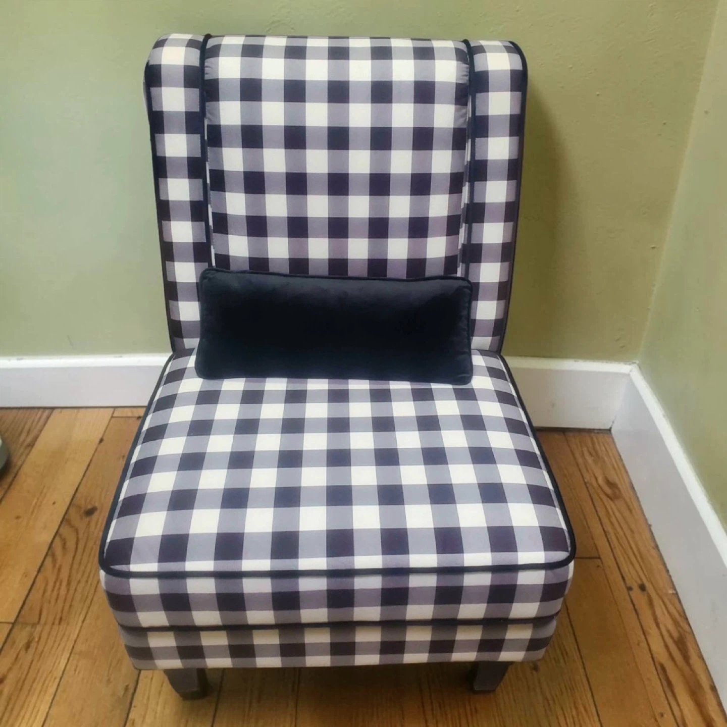 New Country Plaid black and White Checker Accent Chair