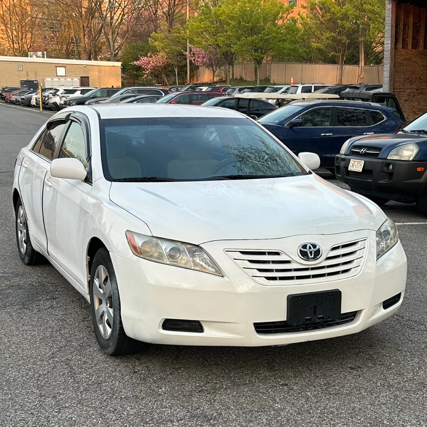 2007 Toyota Camry LE With Navigation - photo 2