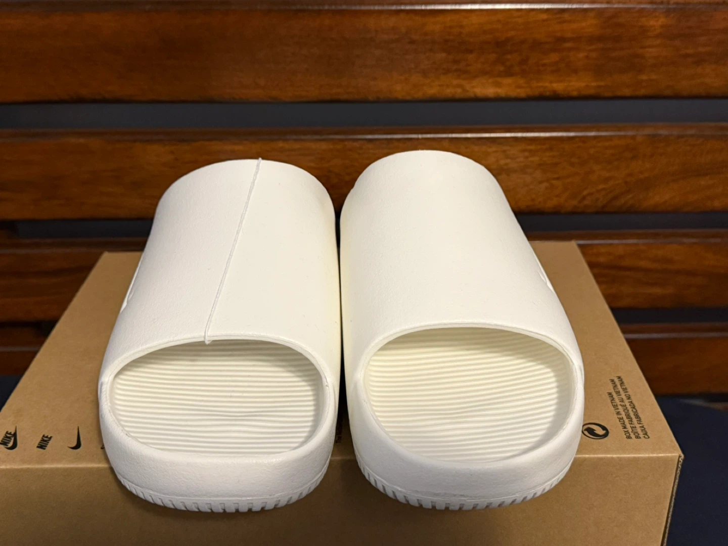 NIKE CALM SLIDES *WOMEN*. - Sz 8 **$40 FIRM** - photo 4