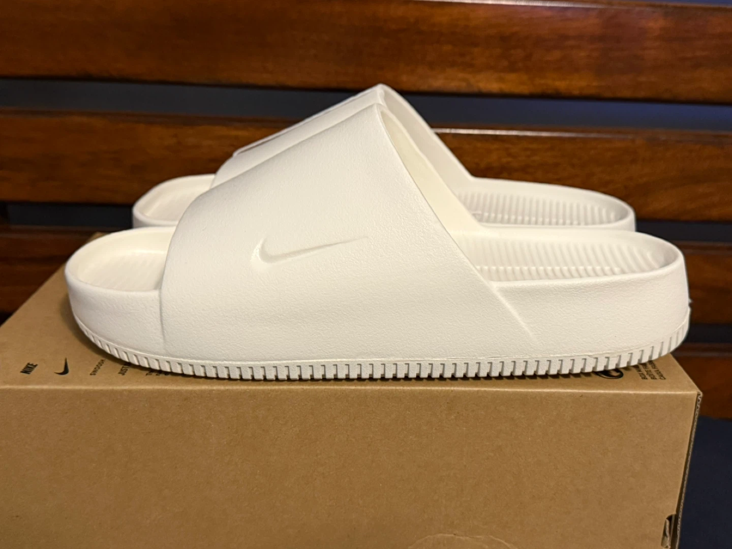 NIKE CALM SLIDES *WOMEN*. - Sz 8 **$40 FIRM** - photo 3