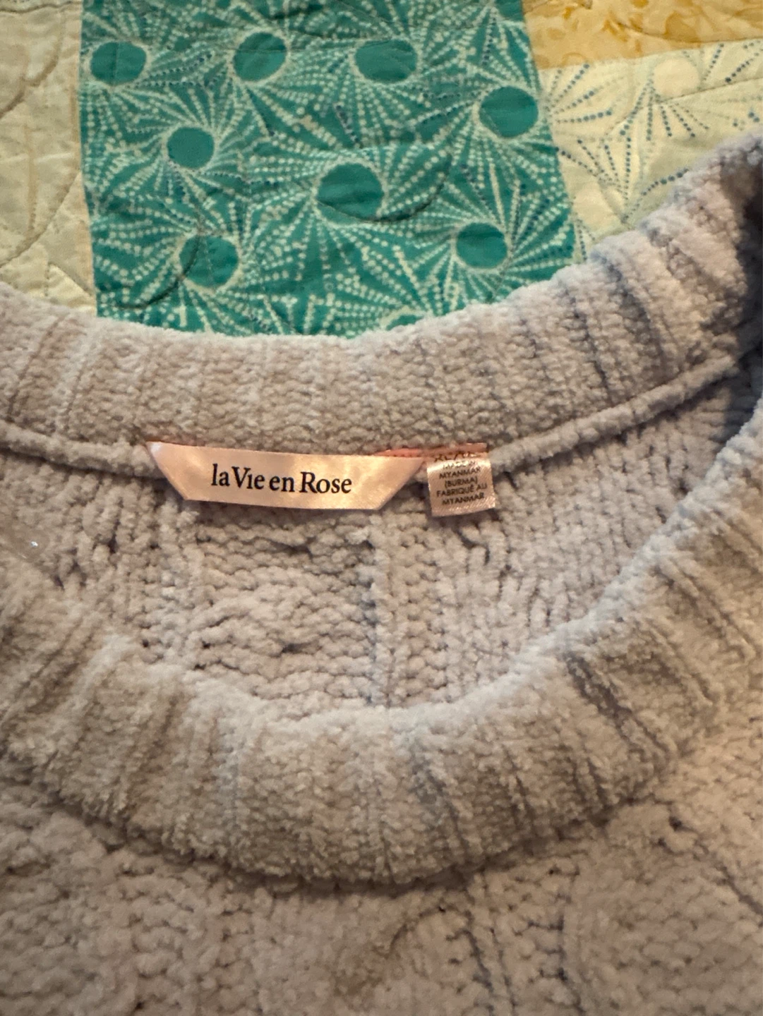 La Vie en Rose Cropped Cable Knit Sweater - photo 2