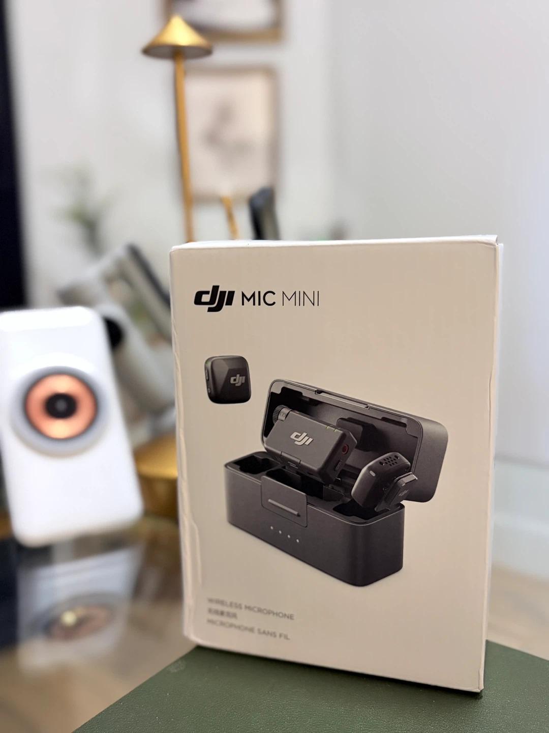 DJI Mic Mini Wireless Mic with Charger Case
