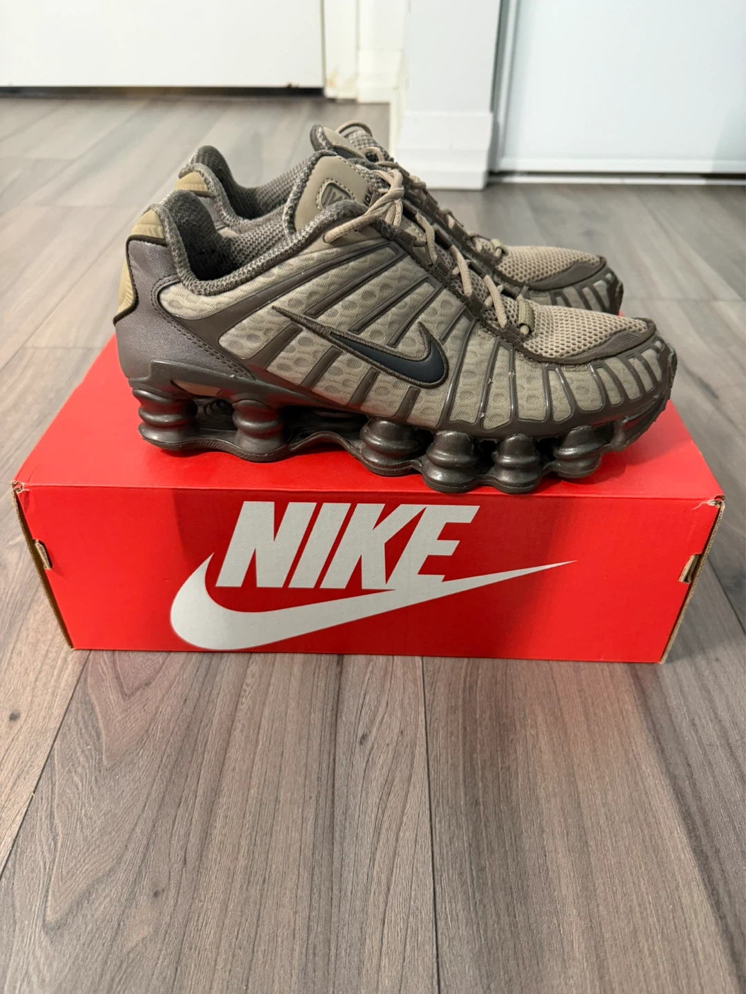 Nike Shox TL Women's Shoes