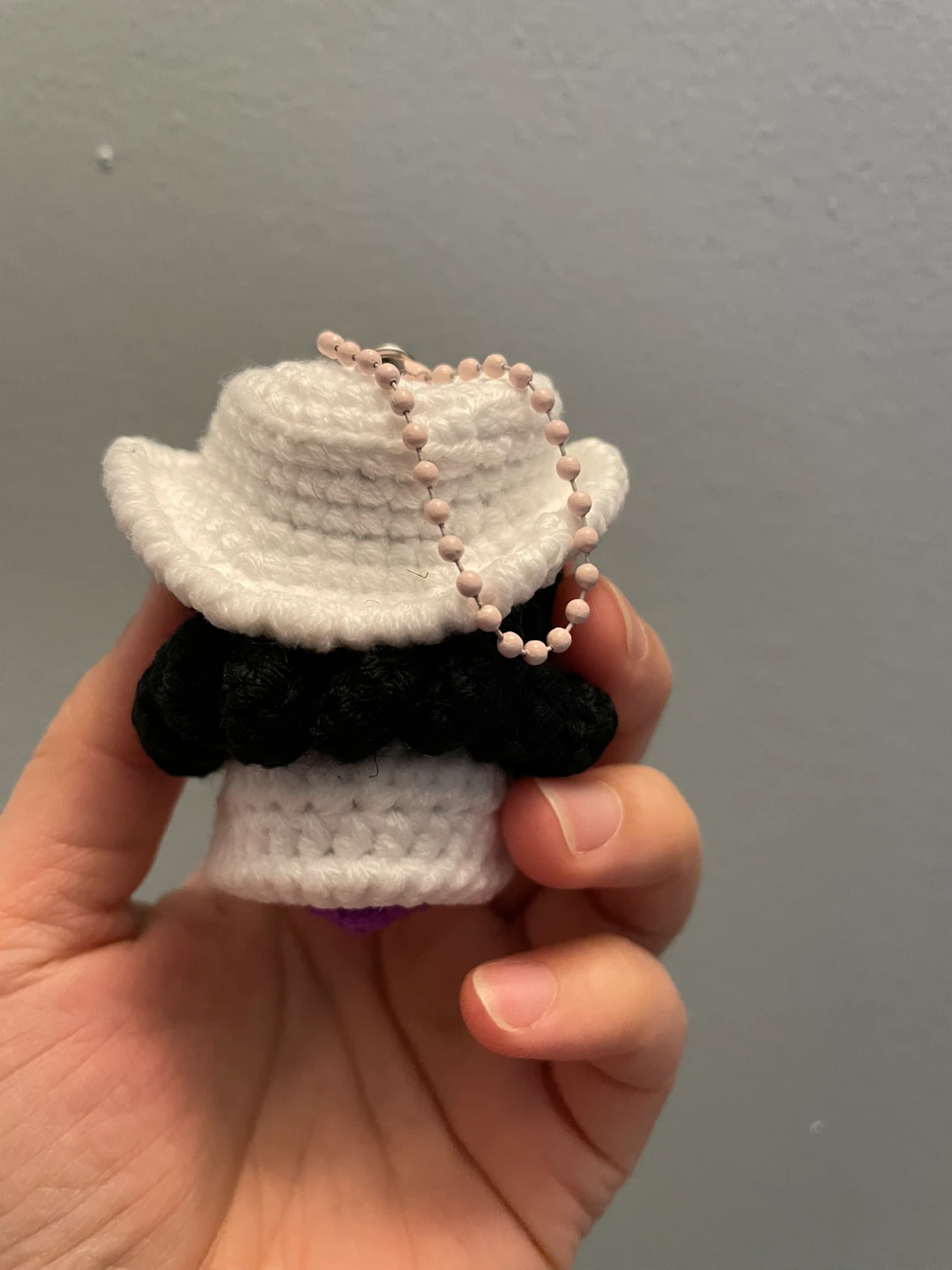 Nico Robin Handmade Crochet Doll Keychain - photo 4