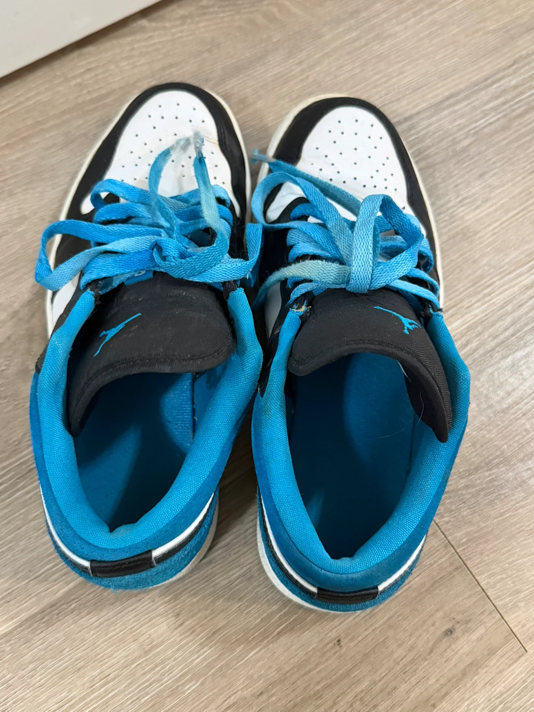Nike Air Jordan 1 Low Men's Sneakers - photo 3