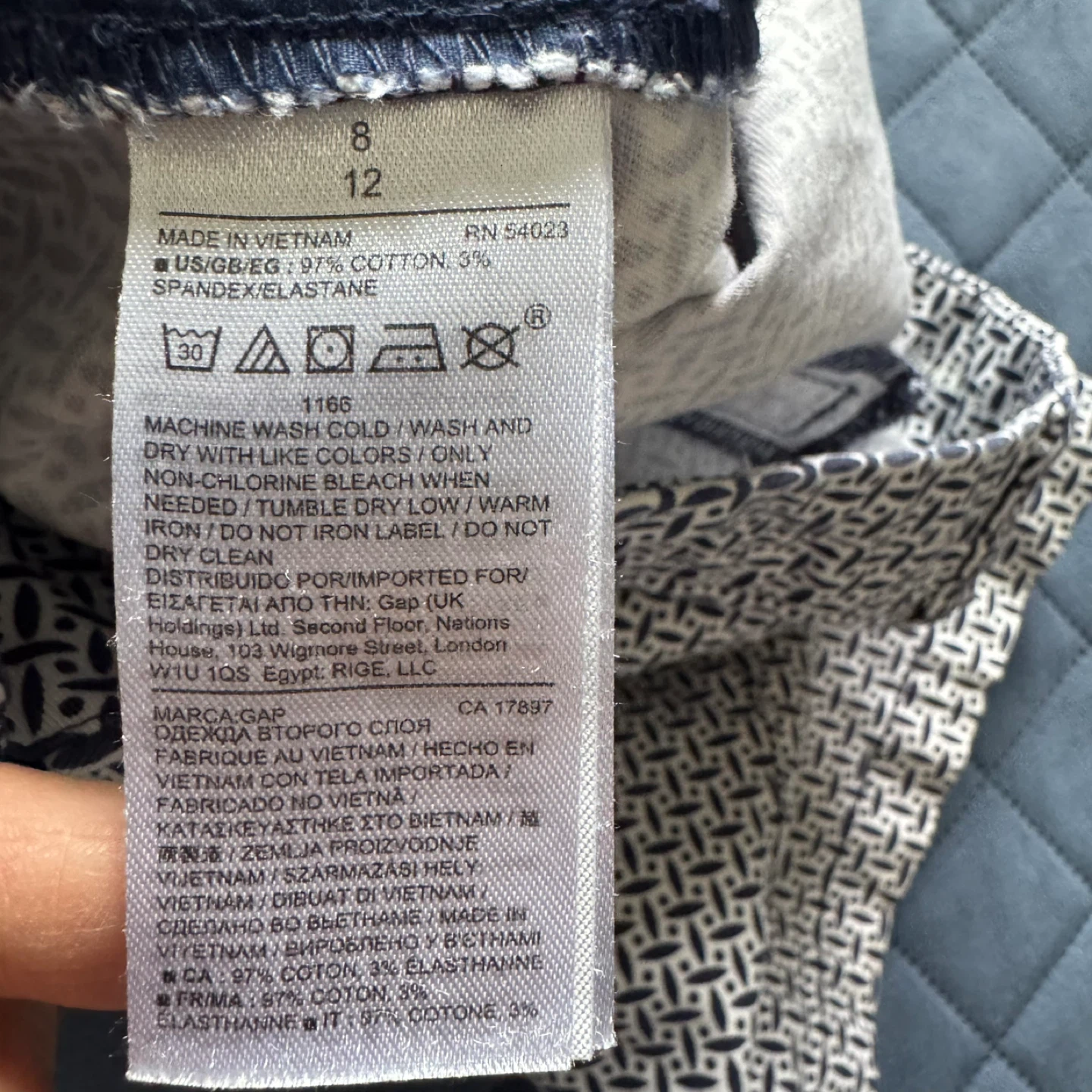 Gap City Pinch Bermuda Shorts - Size 8 - Navy Geometric Pattern - photo 5