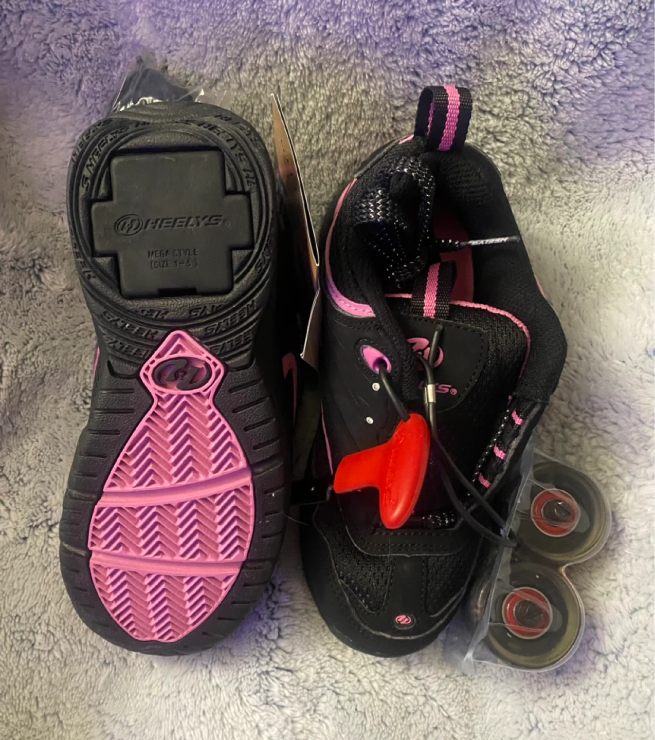NEW Heelys Glitz 9119 Skate Shoes – Black/Pink – Youth 2 - photo 4