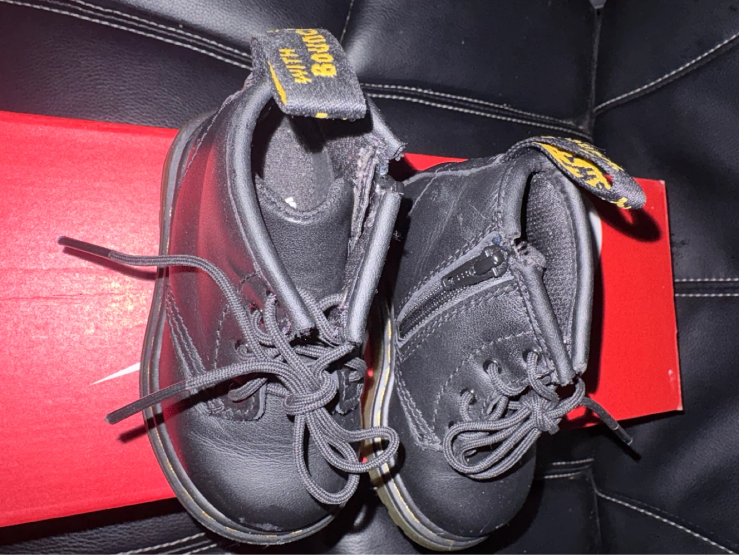 Dr. Martens Black Leather Boots with Zipper Size Toddler 6 - photo 2
