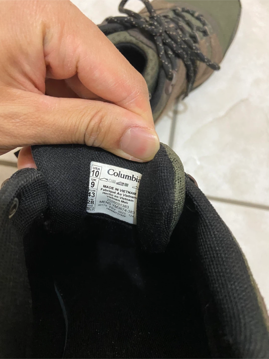 Columbia size 10 hiking shoes - photo 4