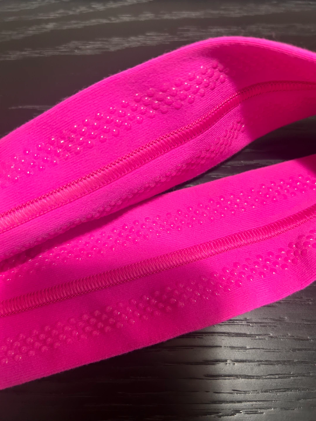 Lululemon Fly Away Tamer Headband Luxtreme in fuchsia - photo 3