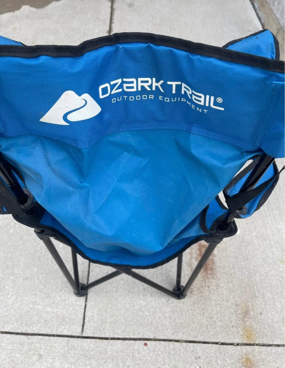 Ozark Trail Blue Folding Camp Chair with Cup Holder - photo 2