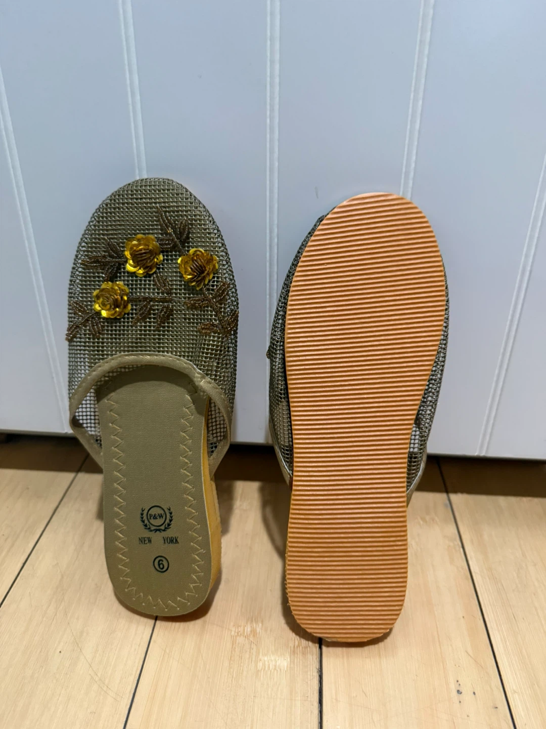 P&W New York Women's Mesh Slide Slippers Size 6 Gold Floral - photo 2