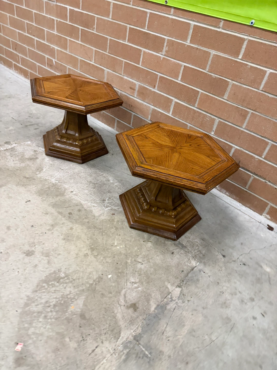 Vintage Octagonal Pedestal Side Tables (Set of 2) - photo 4
