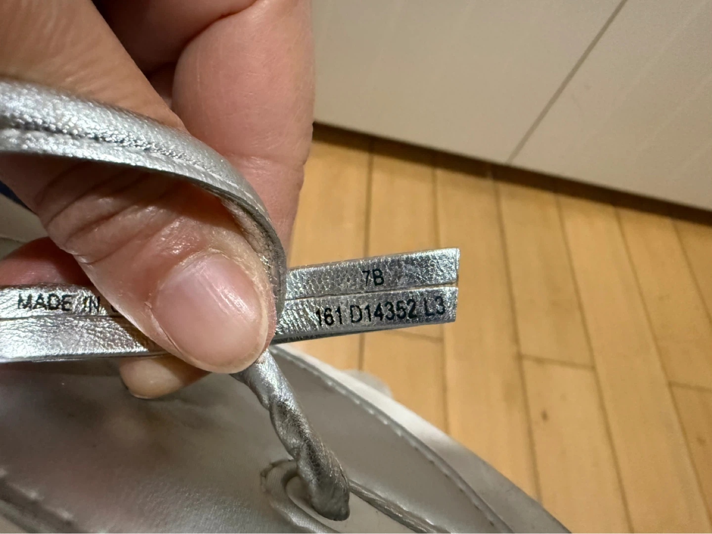 Cole Haan Silver Thong Sandals - photo 5