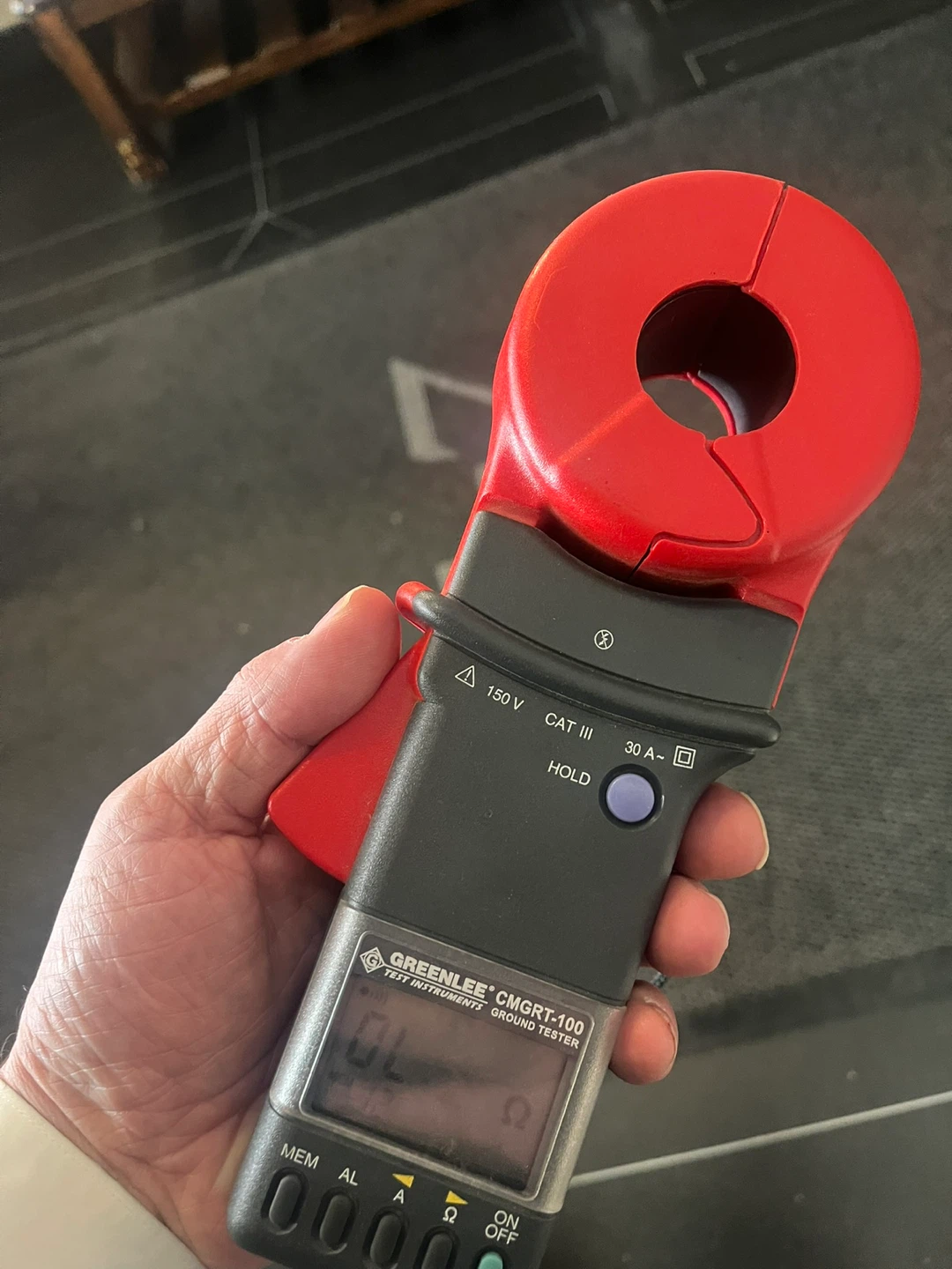 Greenlee CMGRT-100 Clamp-On Ground Resistance Tester - photo 4