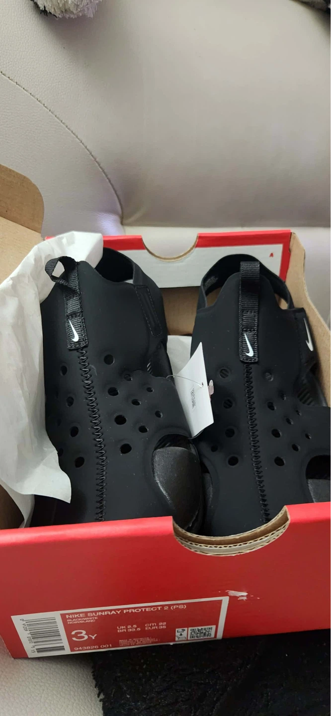 Nike Sunray Protect 2 (PS) Black Sandals Size 3Y