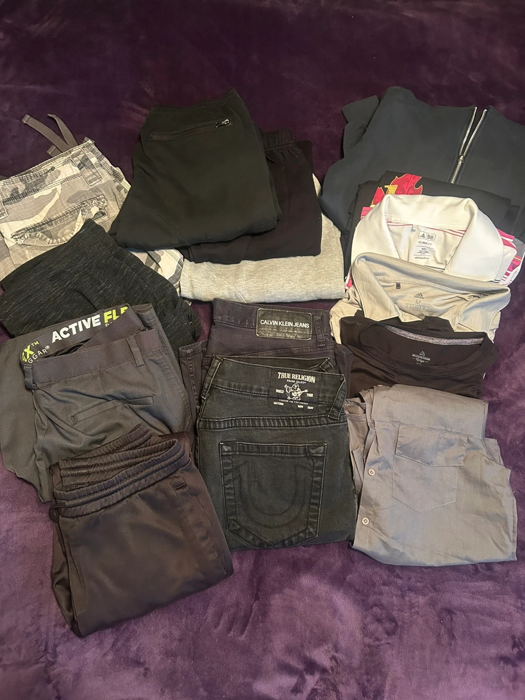 Bundle of Men's Medium / 34 True Religion