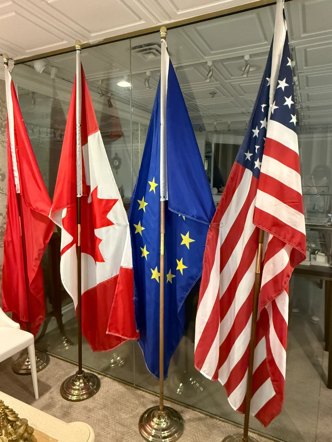 Set of 4 Flags Stands