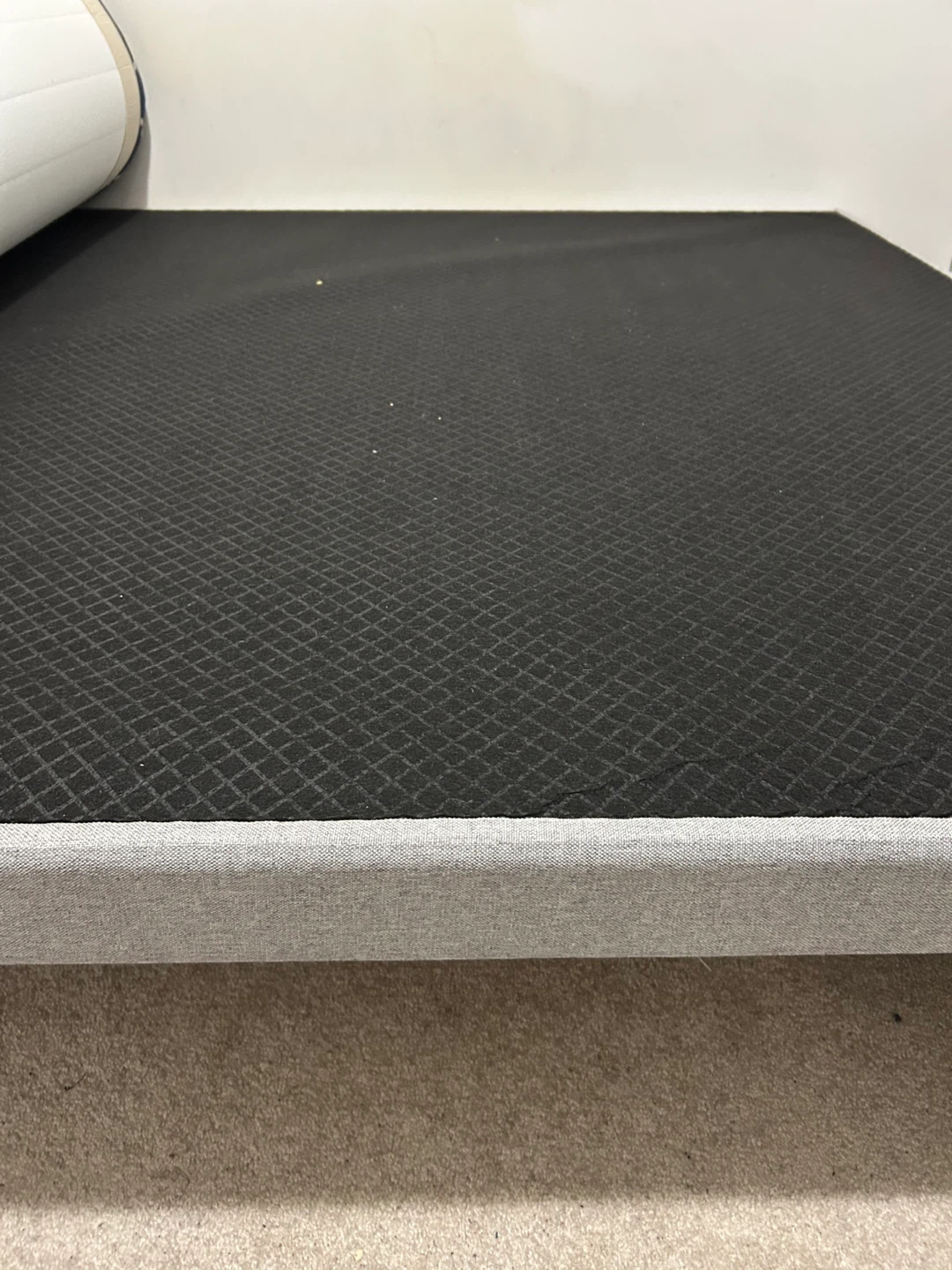 Queen size Bed Frame - photo 3