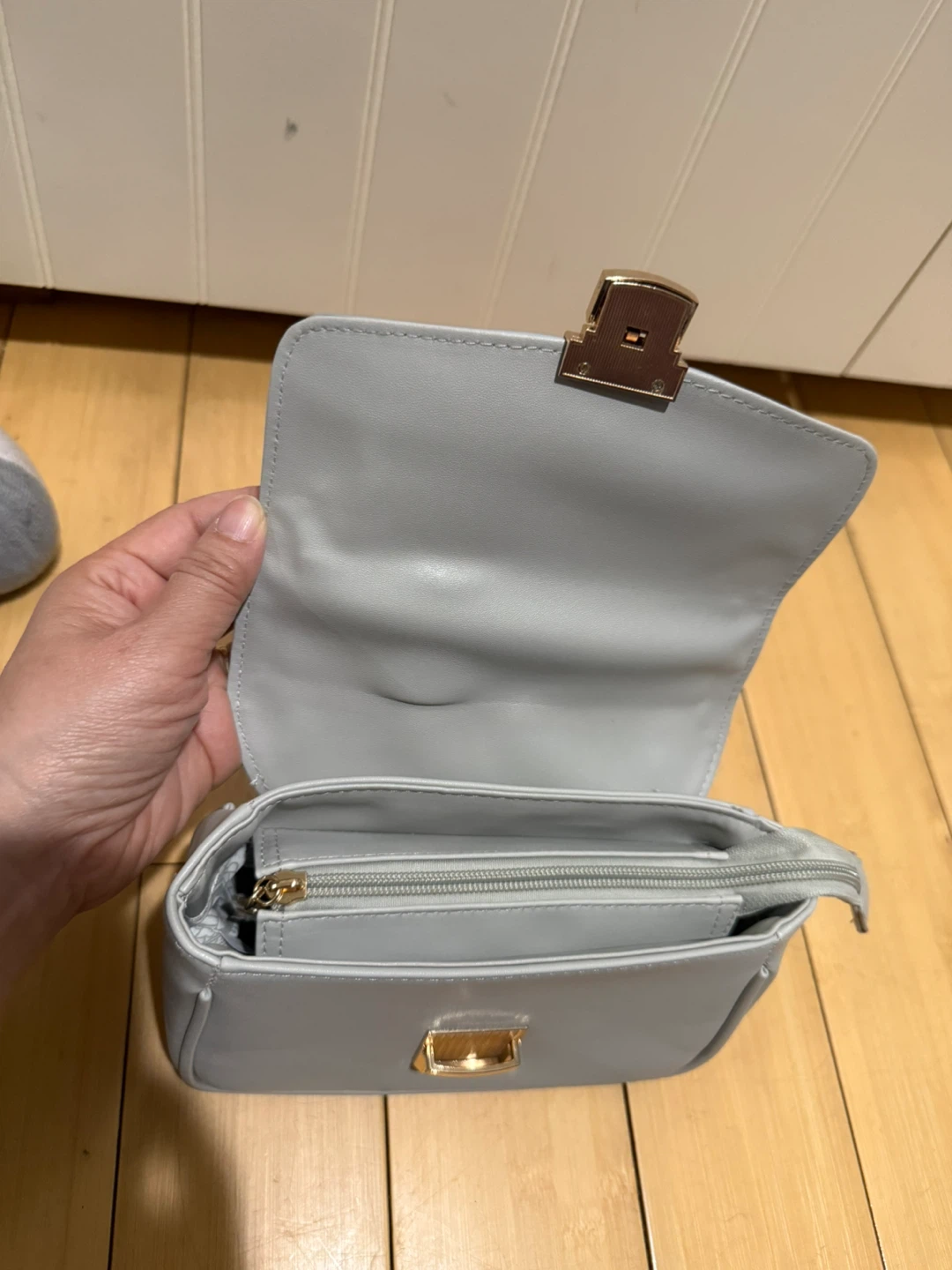 Light Gray Faux Leather Top Handle Handbag with Chain Strap - photo 5