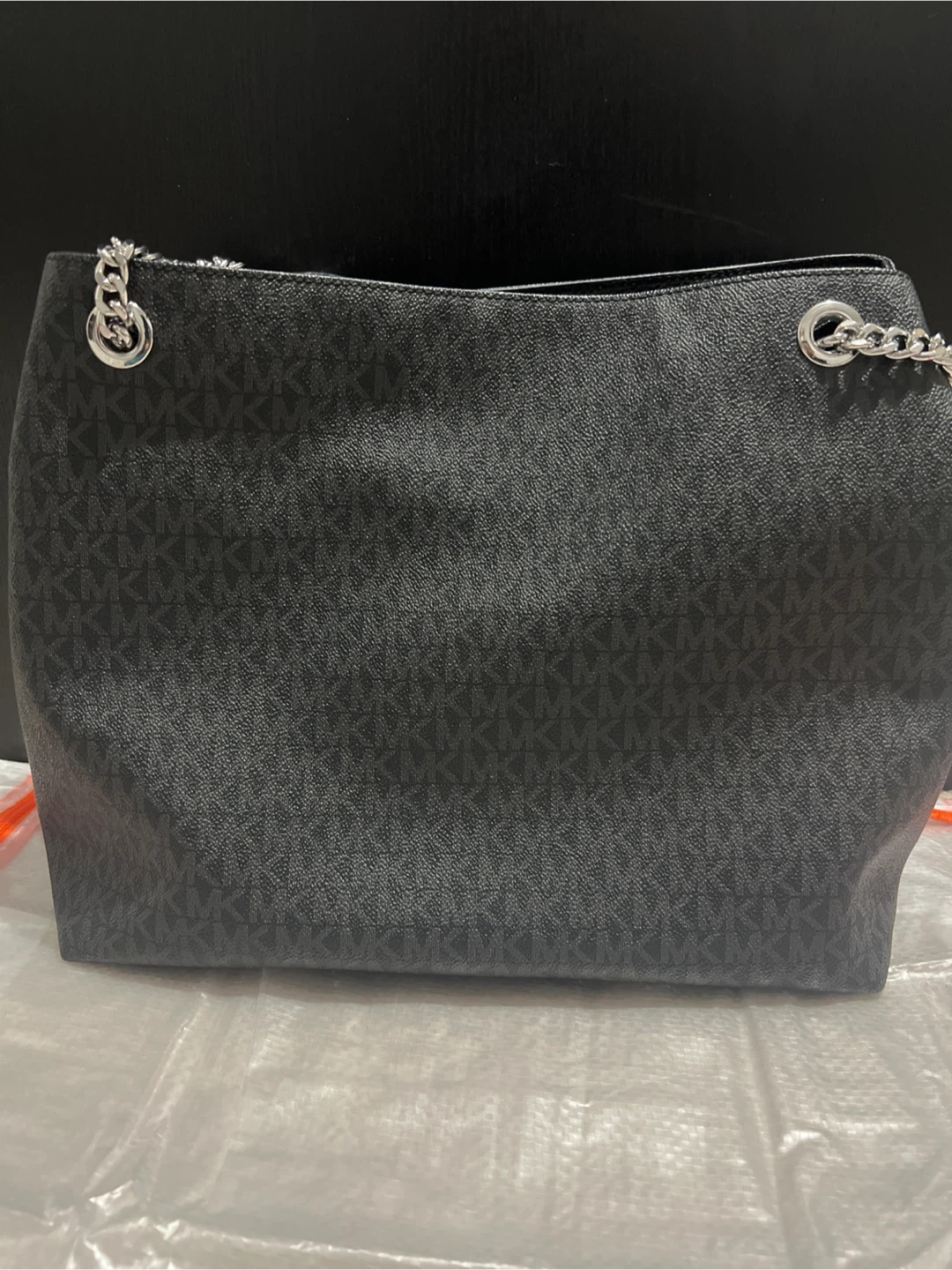 Michael Kors Black Monogram Tote Bag - photo 2
