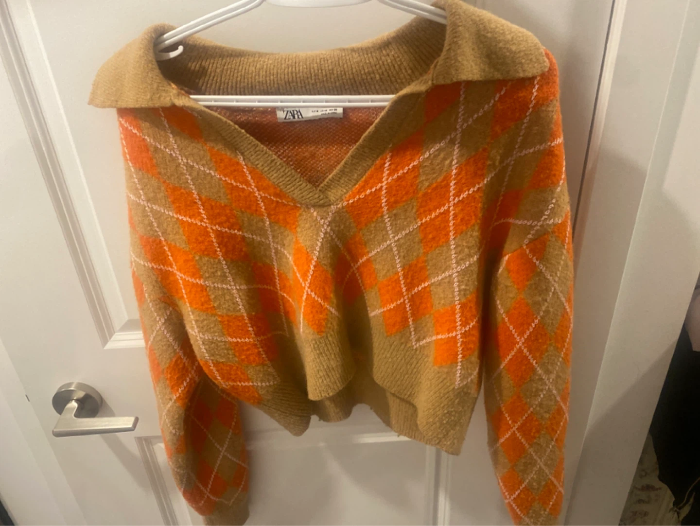 ZARA Argyle Knit V-Neck Sweater Size M