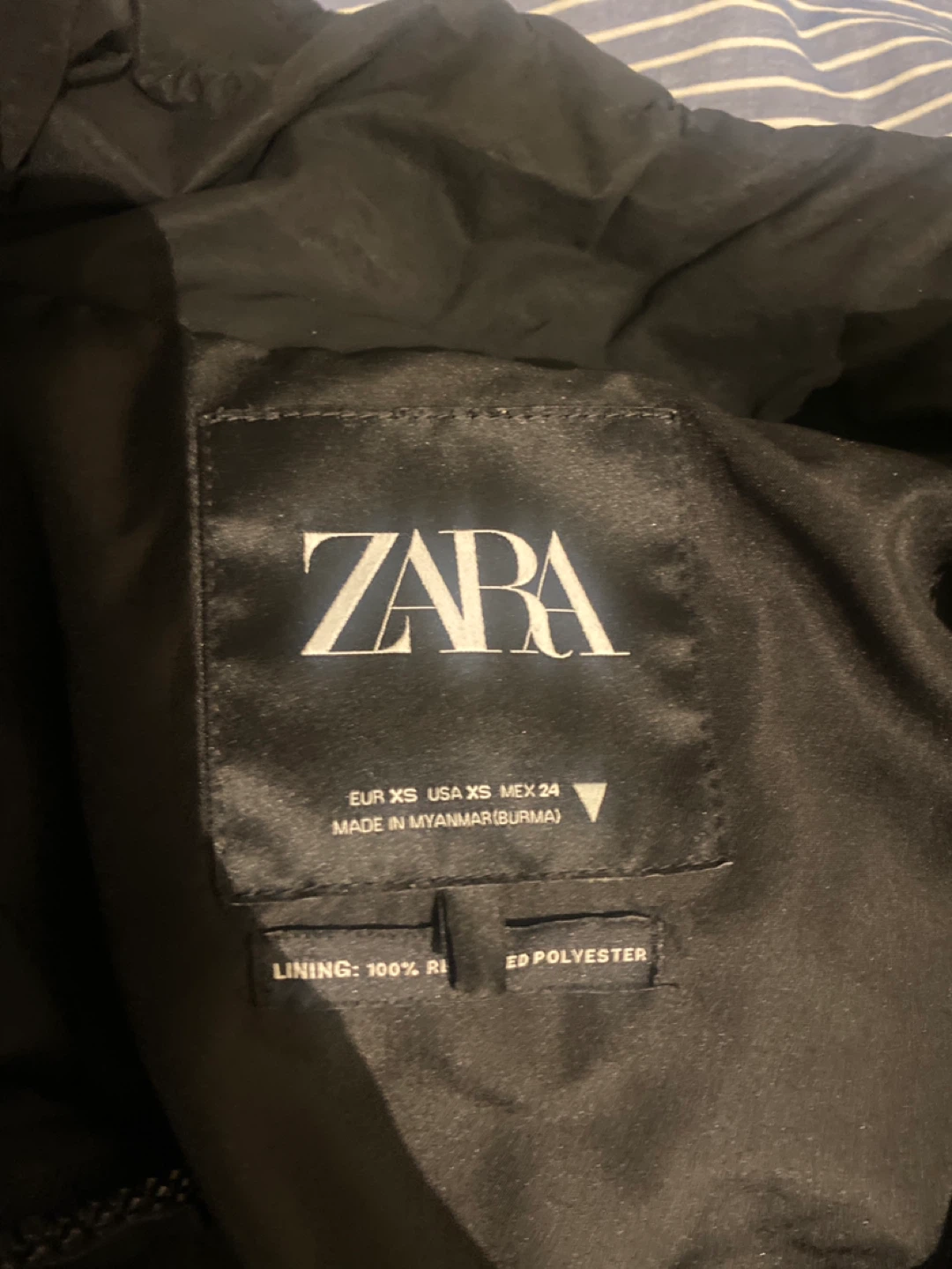 Zara Black Puffer Jacket - photo 3