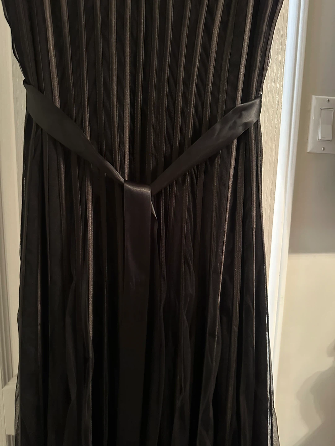 Laura Plus Black Pleated Maxi Dress Size 1X - photo 2