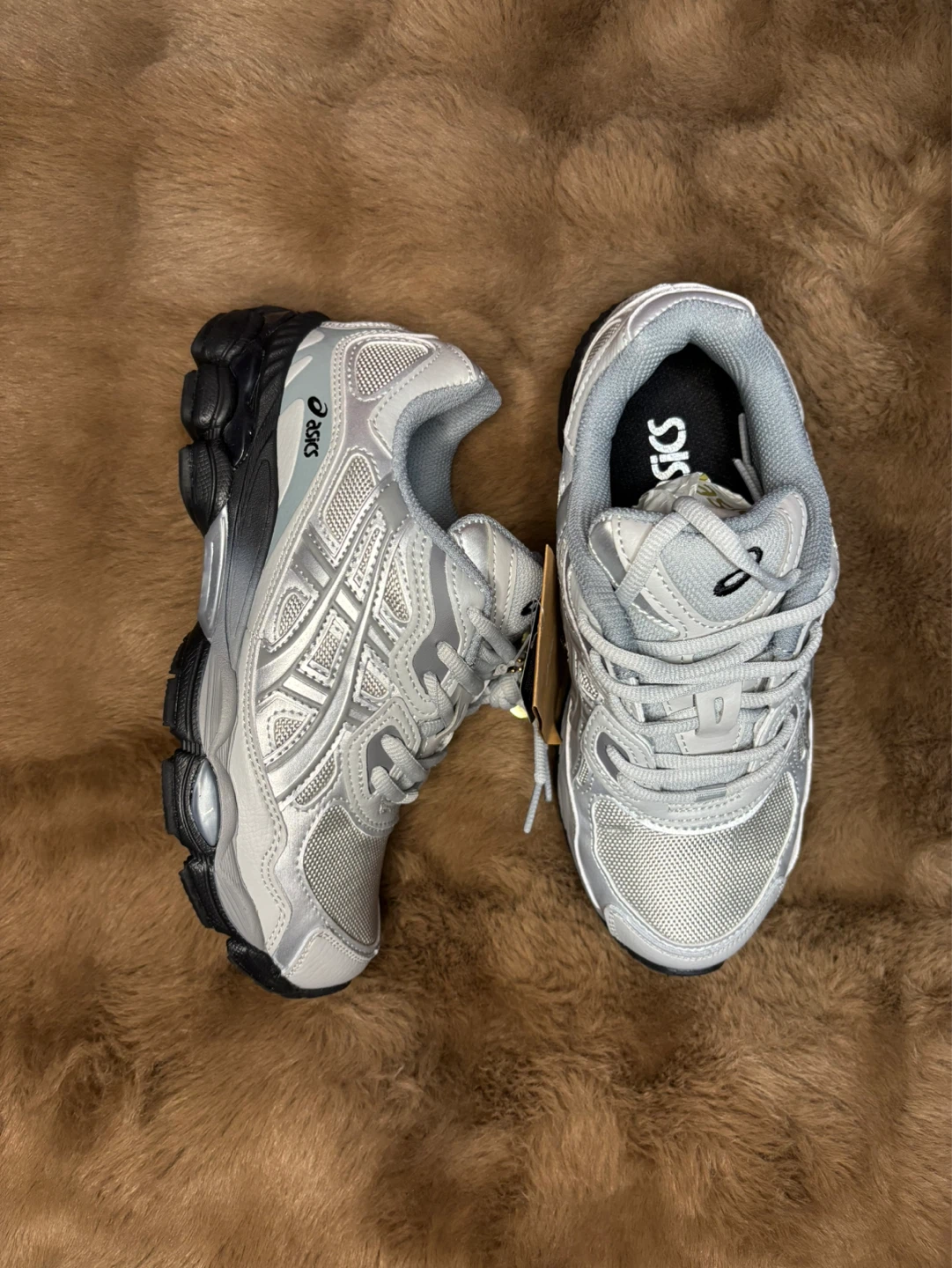 ASICS GEL “NYC” Glacier Grey”
