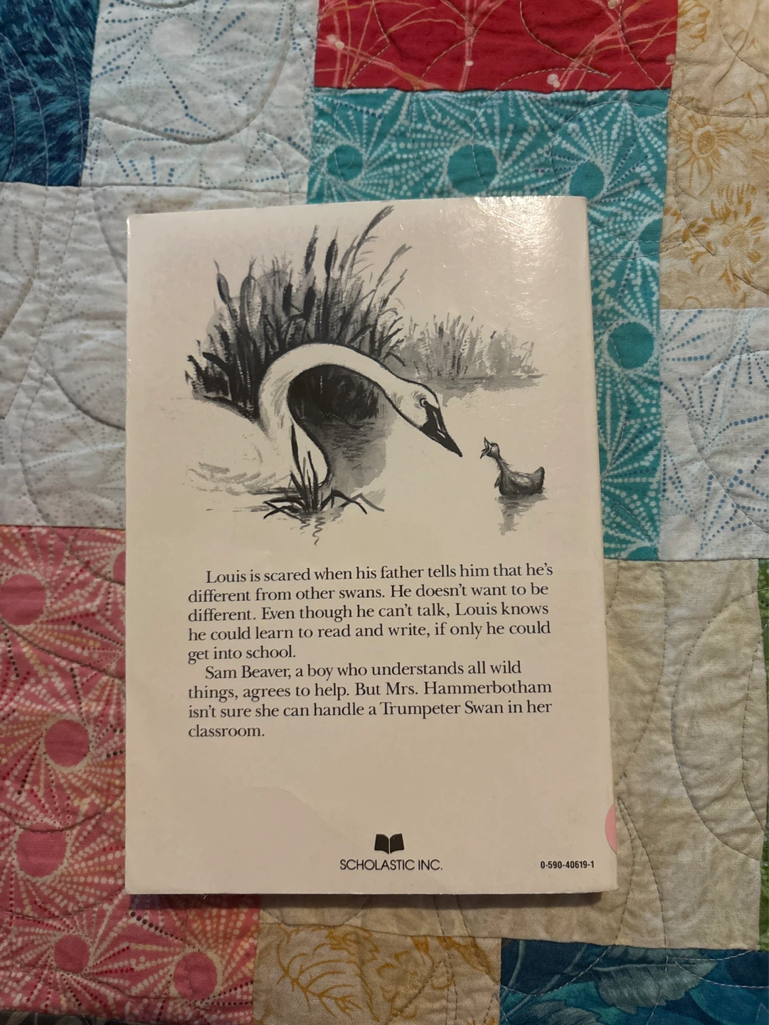 The Trumpet of the Swan by E. B. White Paperback Book - photo 2
