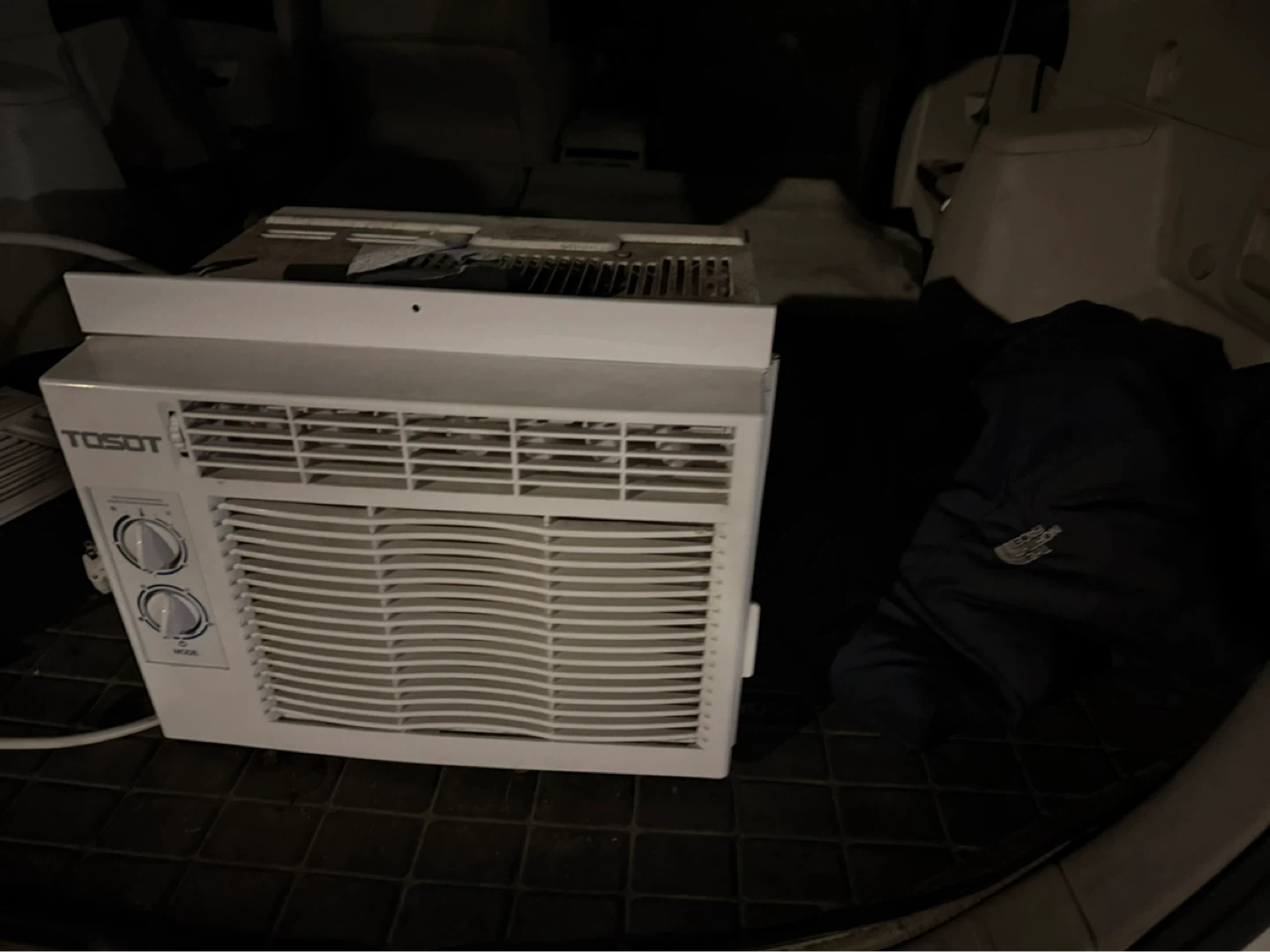 Tosot Window Air Conditioner - photo 3