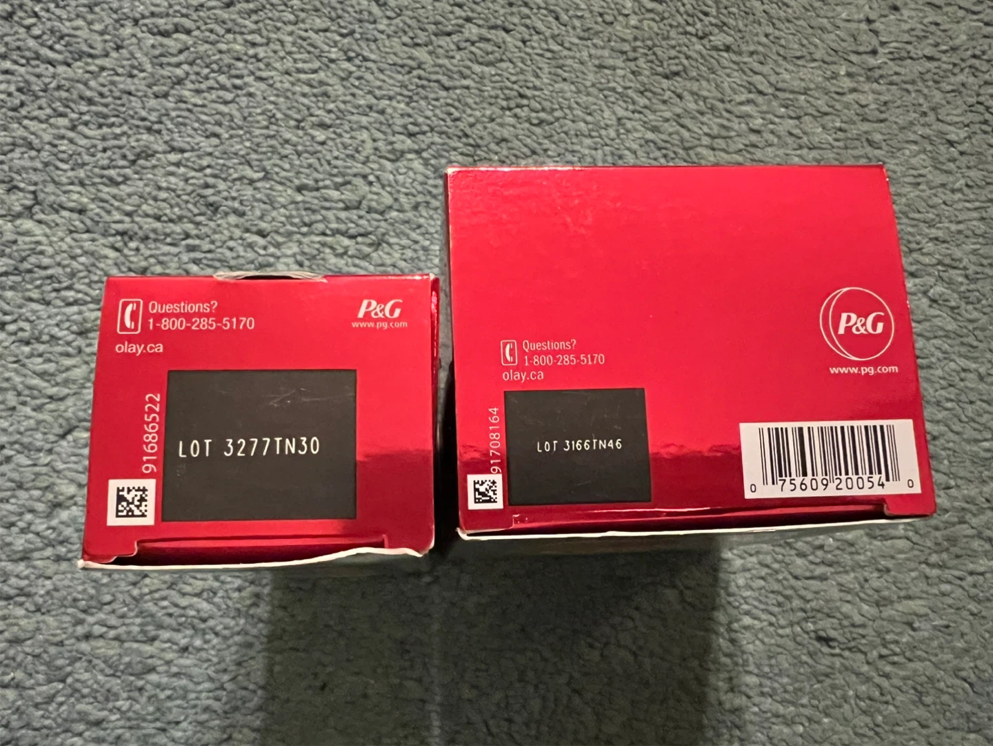 Olay Regenerist Vitamin C + Peptide 24 Serum & Moisturizer Set - photo 2