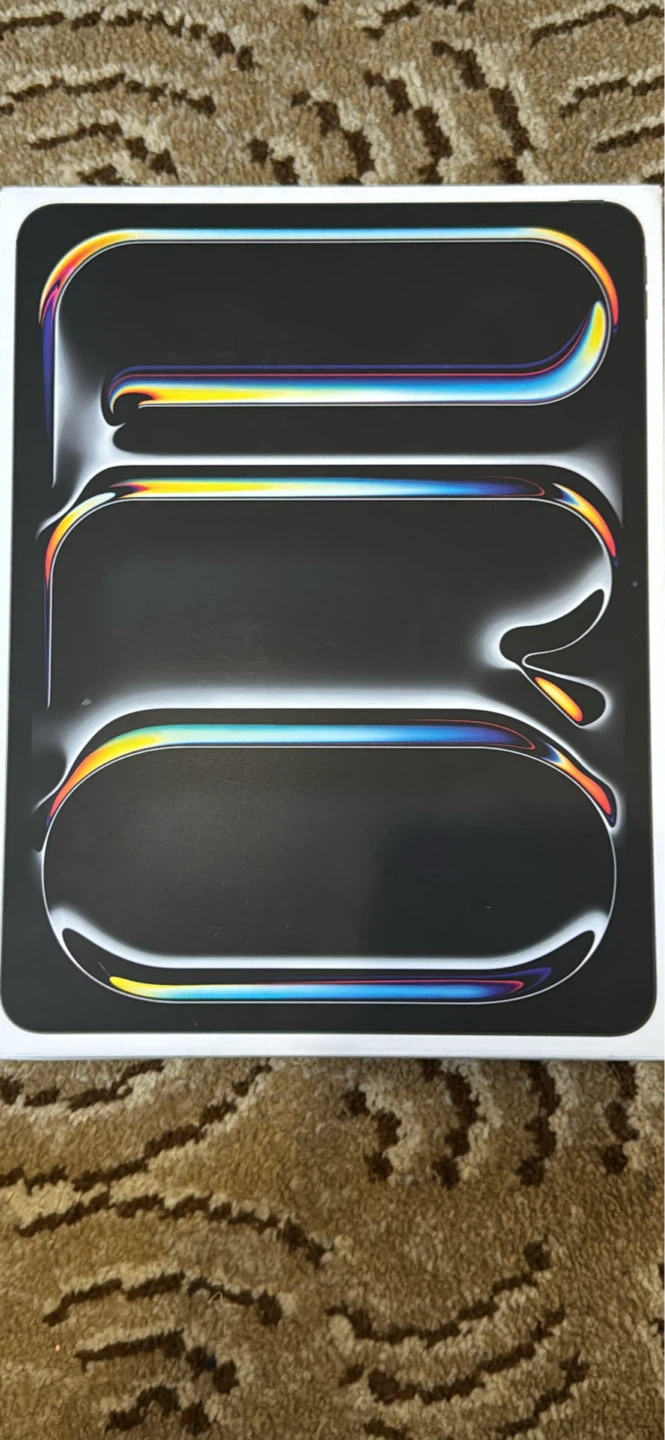 Apple iPad Pro 12.9-inch (6th Generation) 256GB