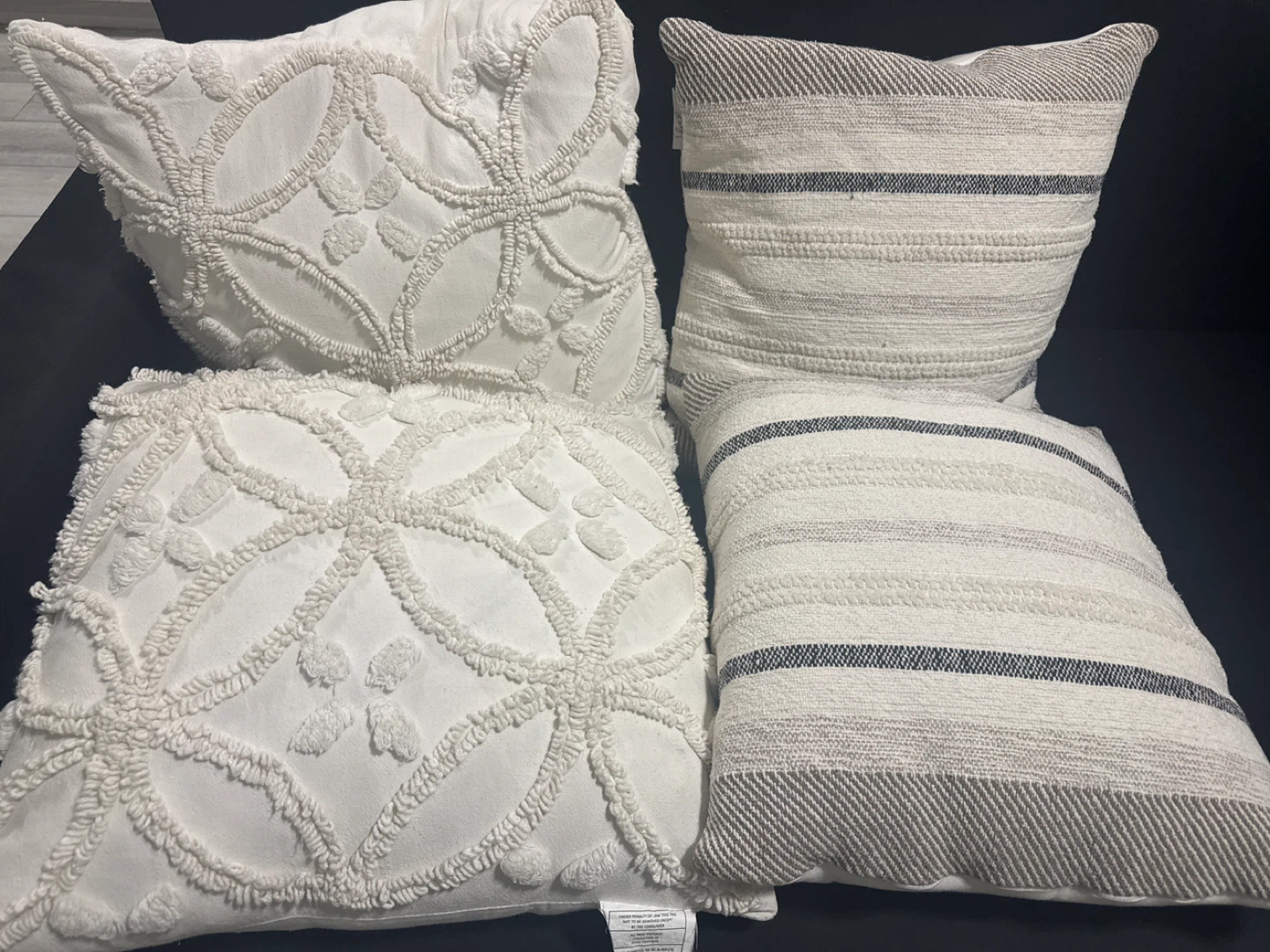 Set of 4 Decorative Throw Pillows
