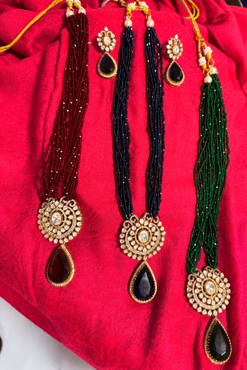 Beaded Necklace and Earring Set - photo 2