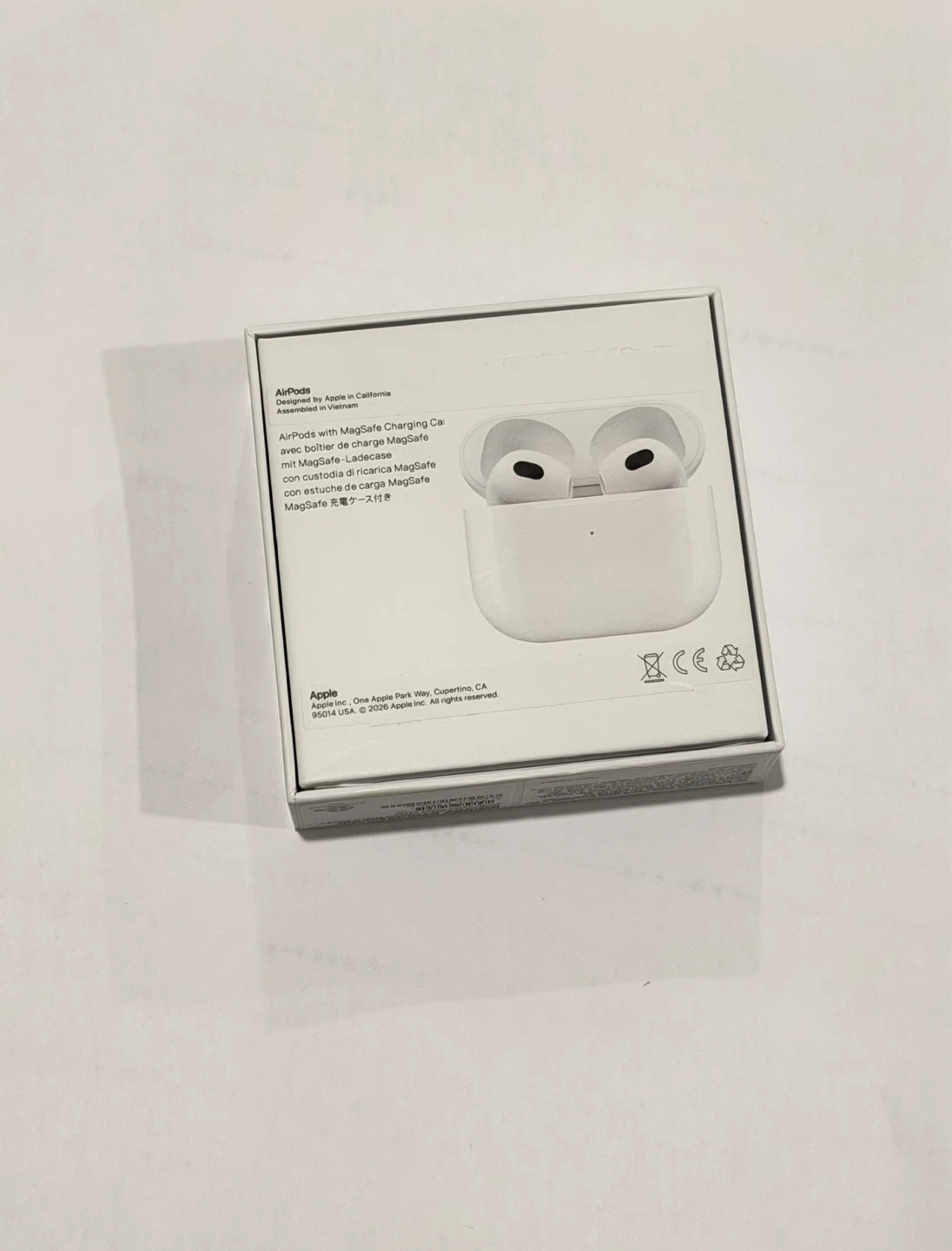 Apple AirPods 3rd Generation - photo 2
