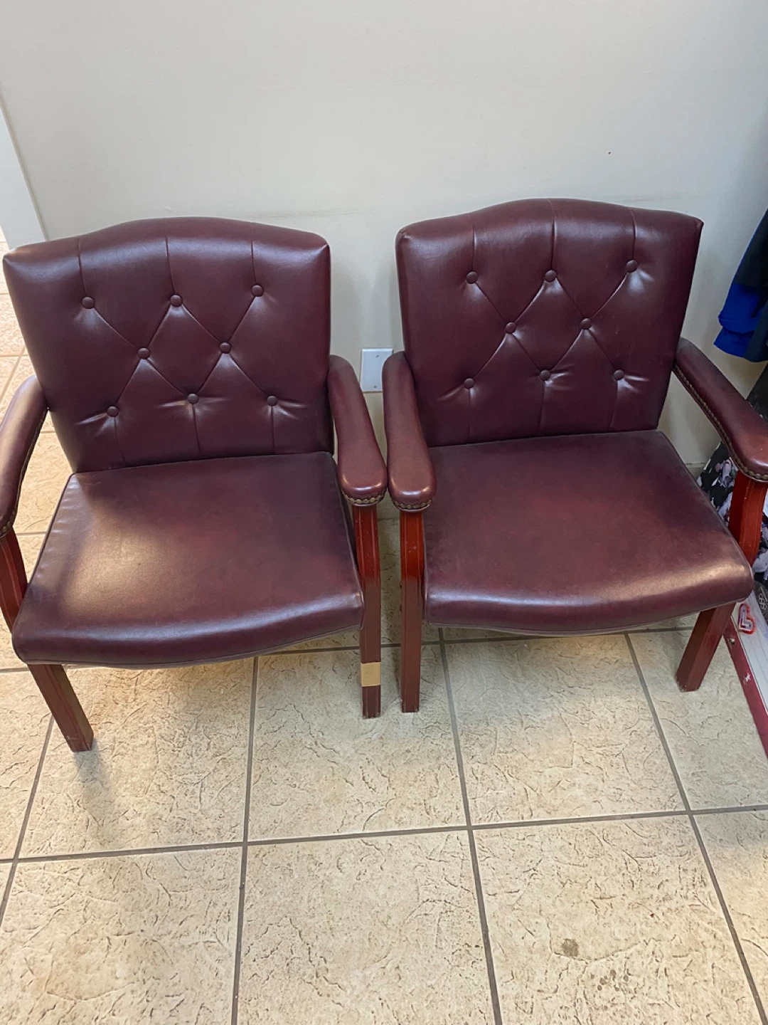 Maroon Tufted Executive Office Chairs 3 In Total