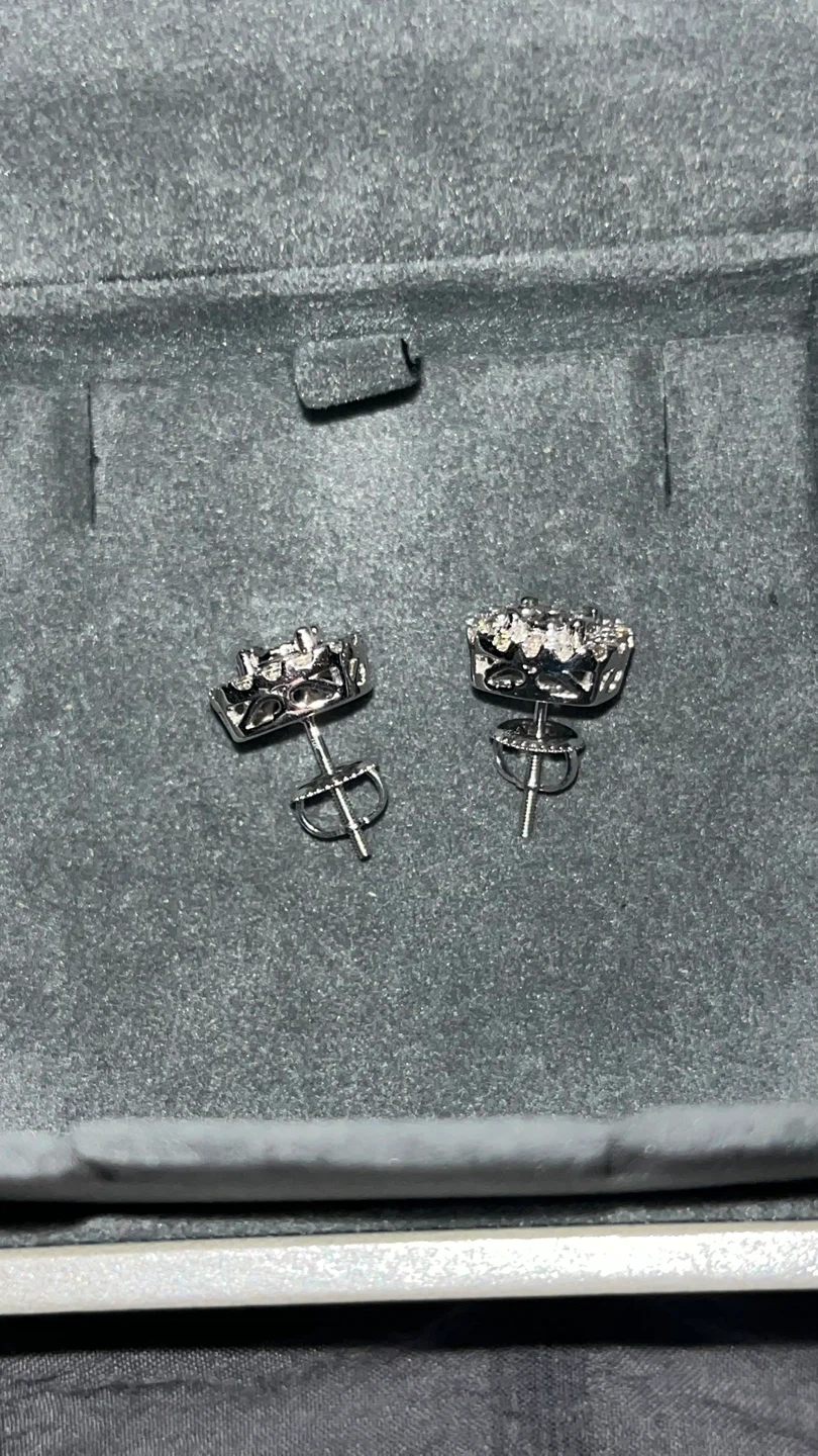 10K White Gold Diamond illusion Stud Earrings - photo 3