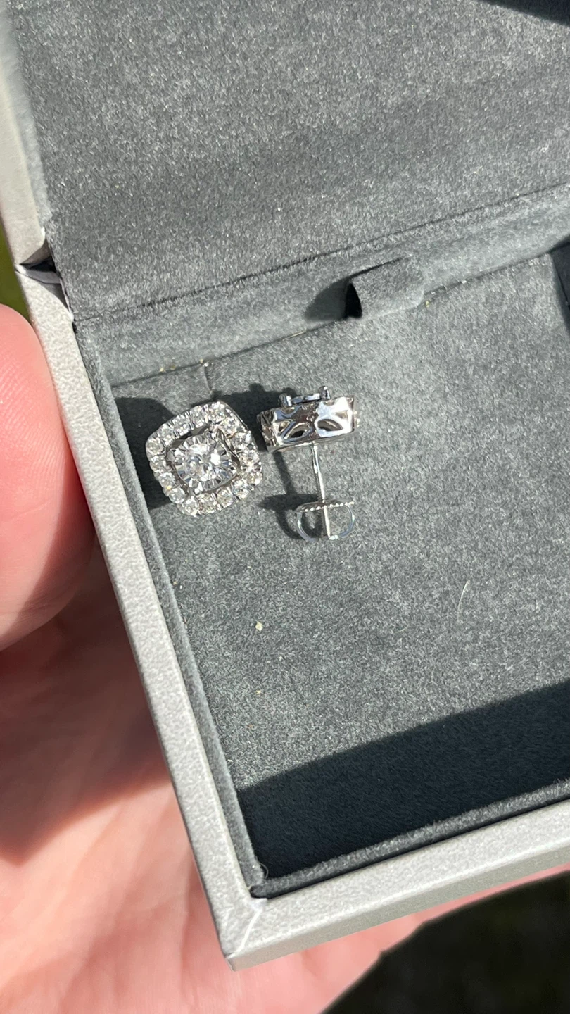 10K White Gold Diamond illusion Stud Earrings - photo 2