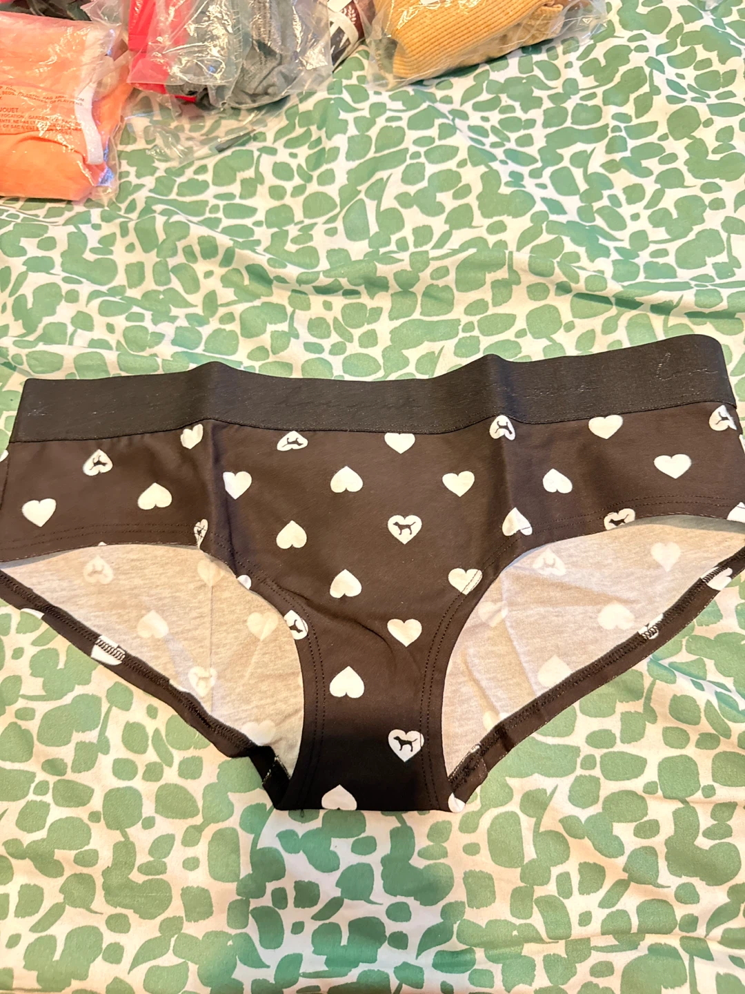 Victoria's Secret Pink Women's L Heart Print Underwear