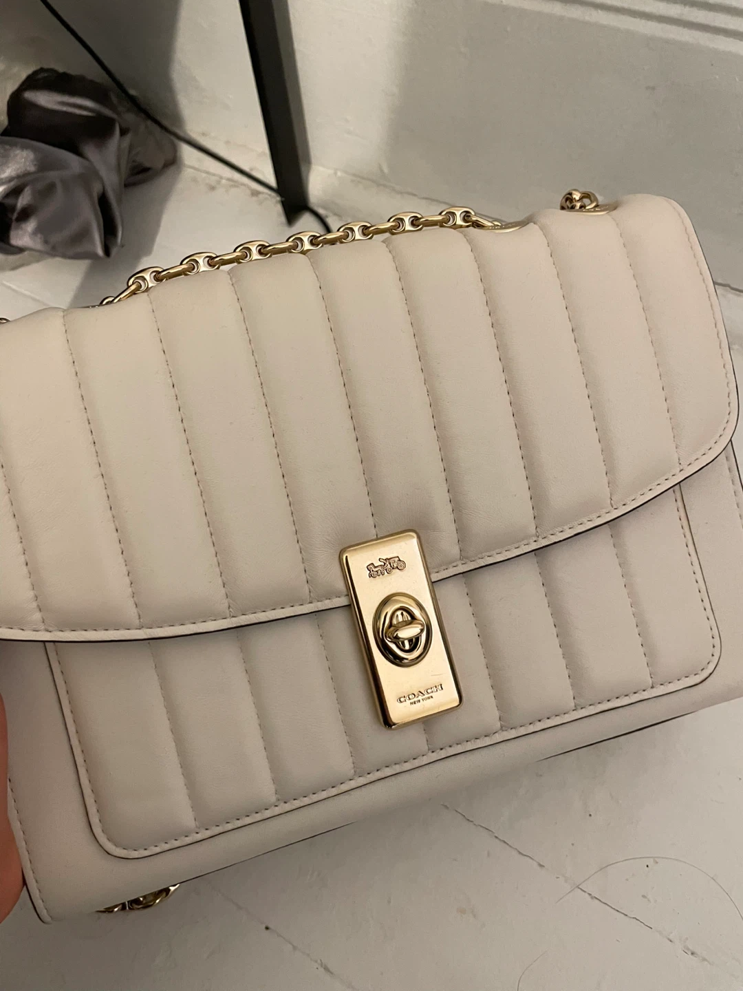 Coach White Quilted Shoulder Bag - photo 2
