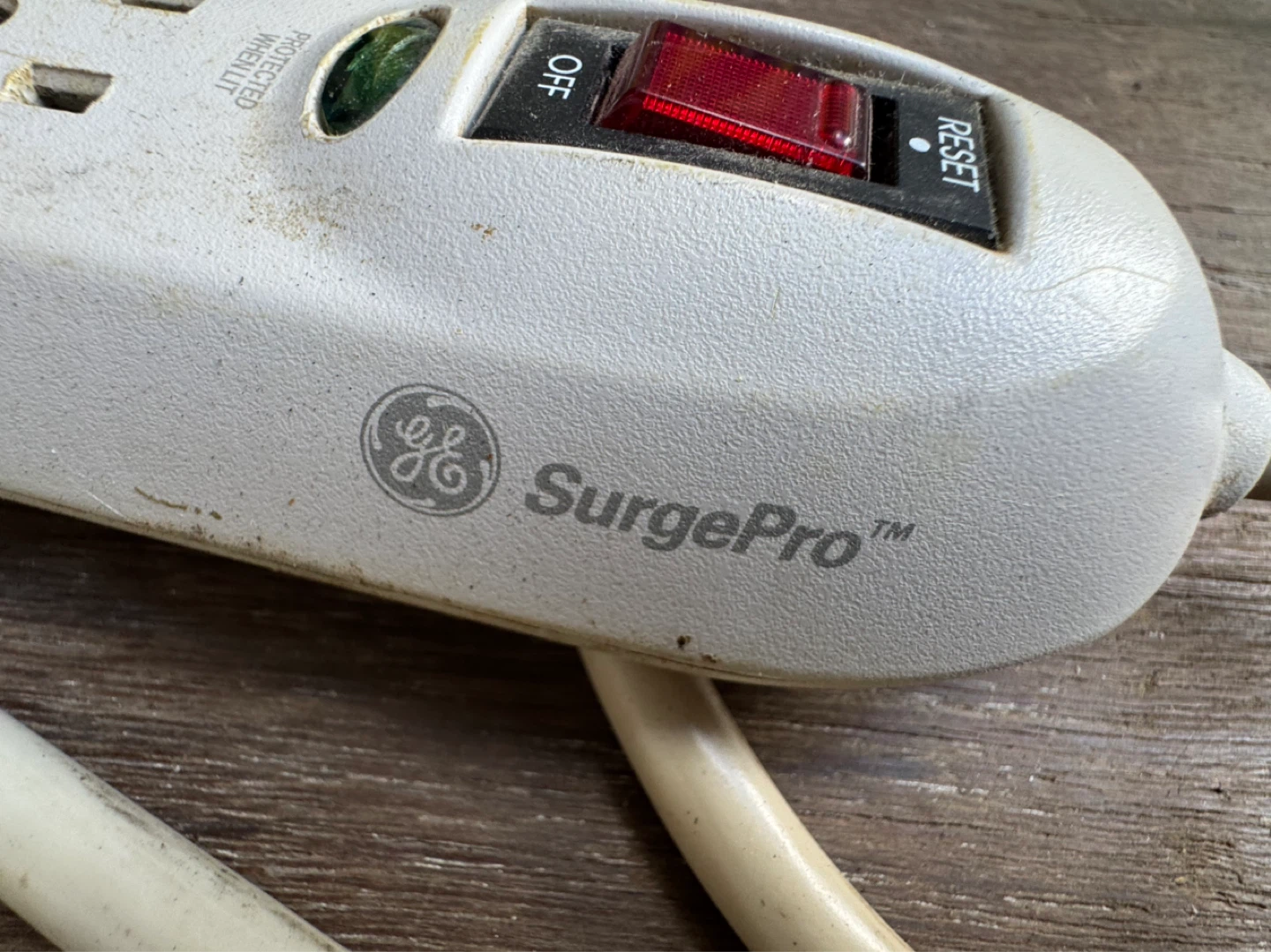 GE SurgePro Surge Protector Power Strip 3-Pack - photo 2